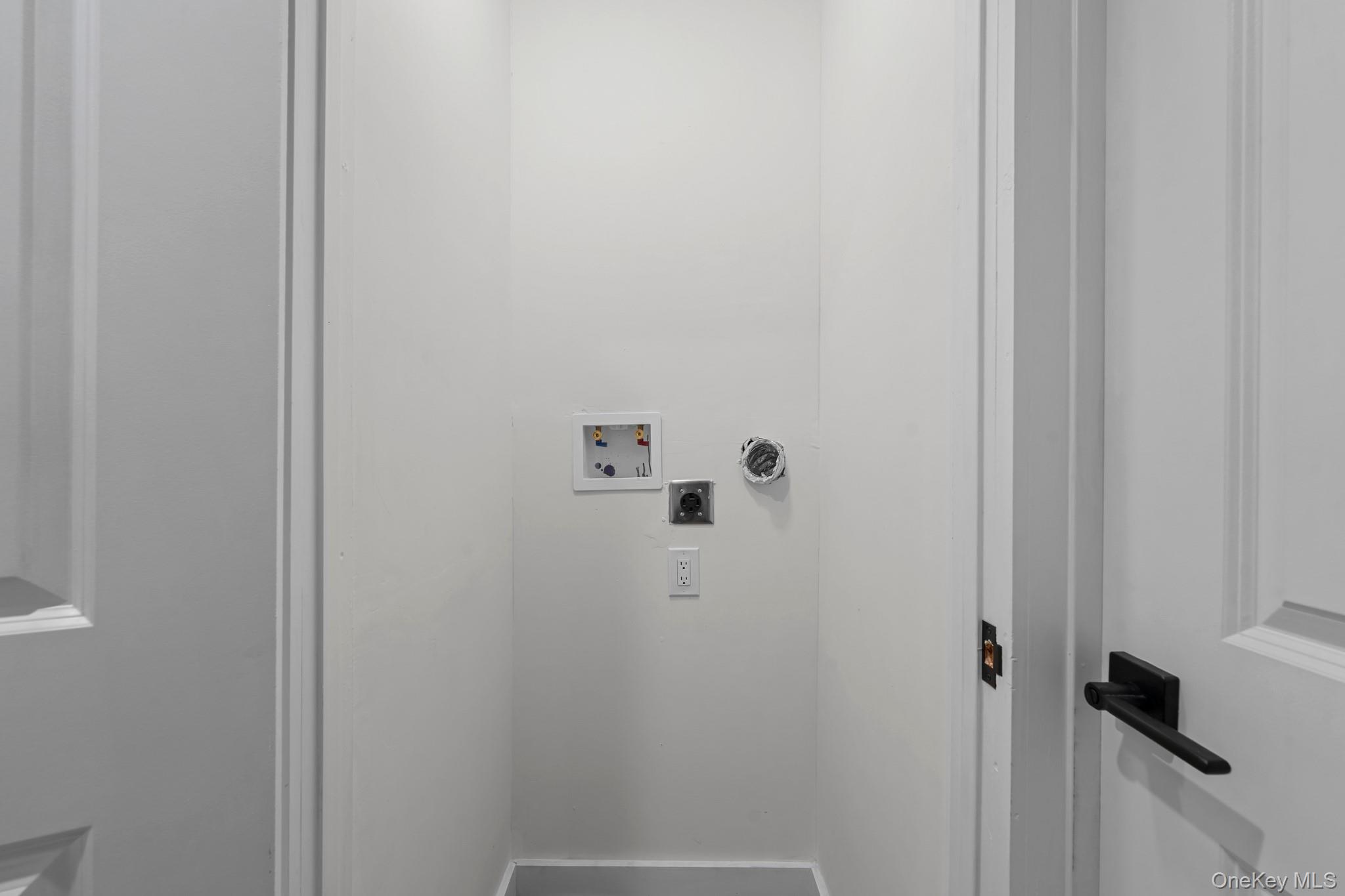 10224 Avenue K Property Photo 5