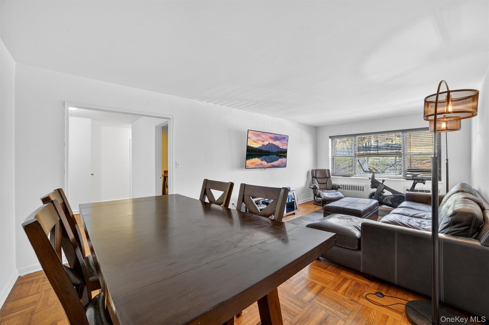 222 N Broadway 3d Property Photo 8
