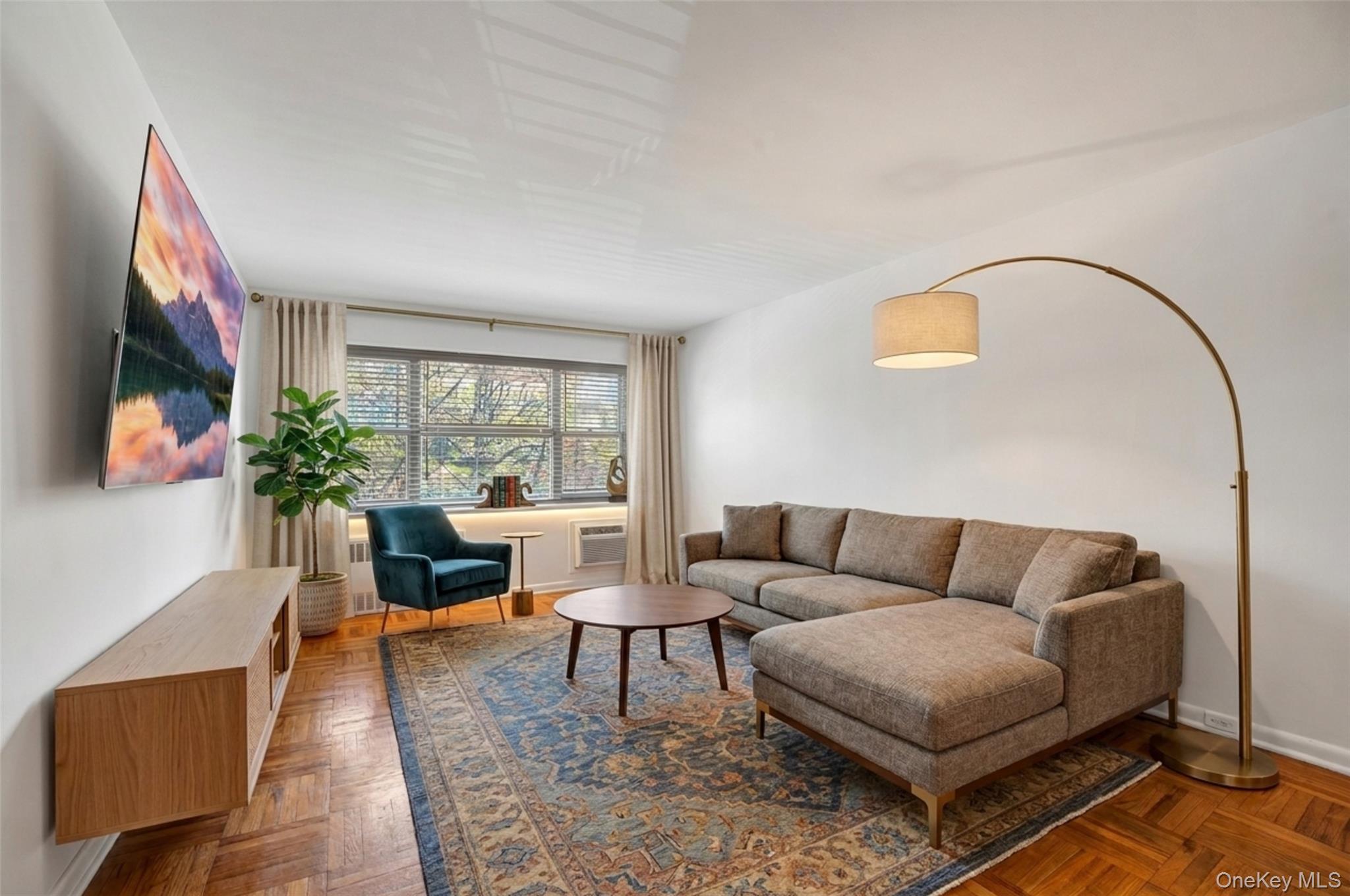 222 N Broadway 3d Property Photo 11