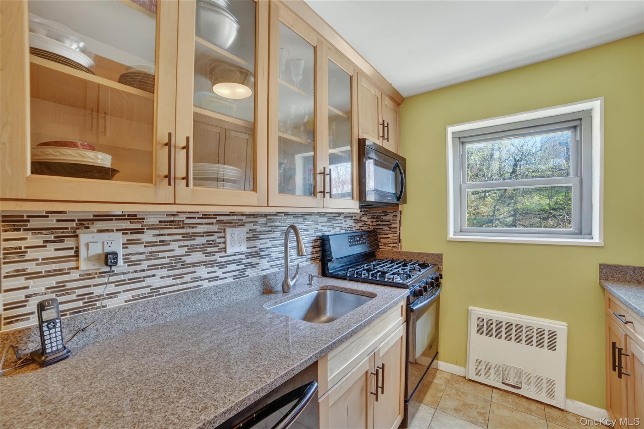 222 N Broadway 3d Property Photo 17