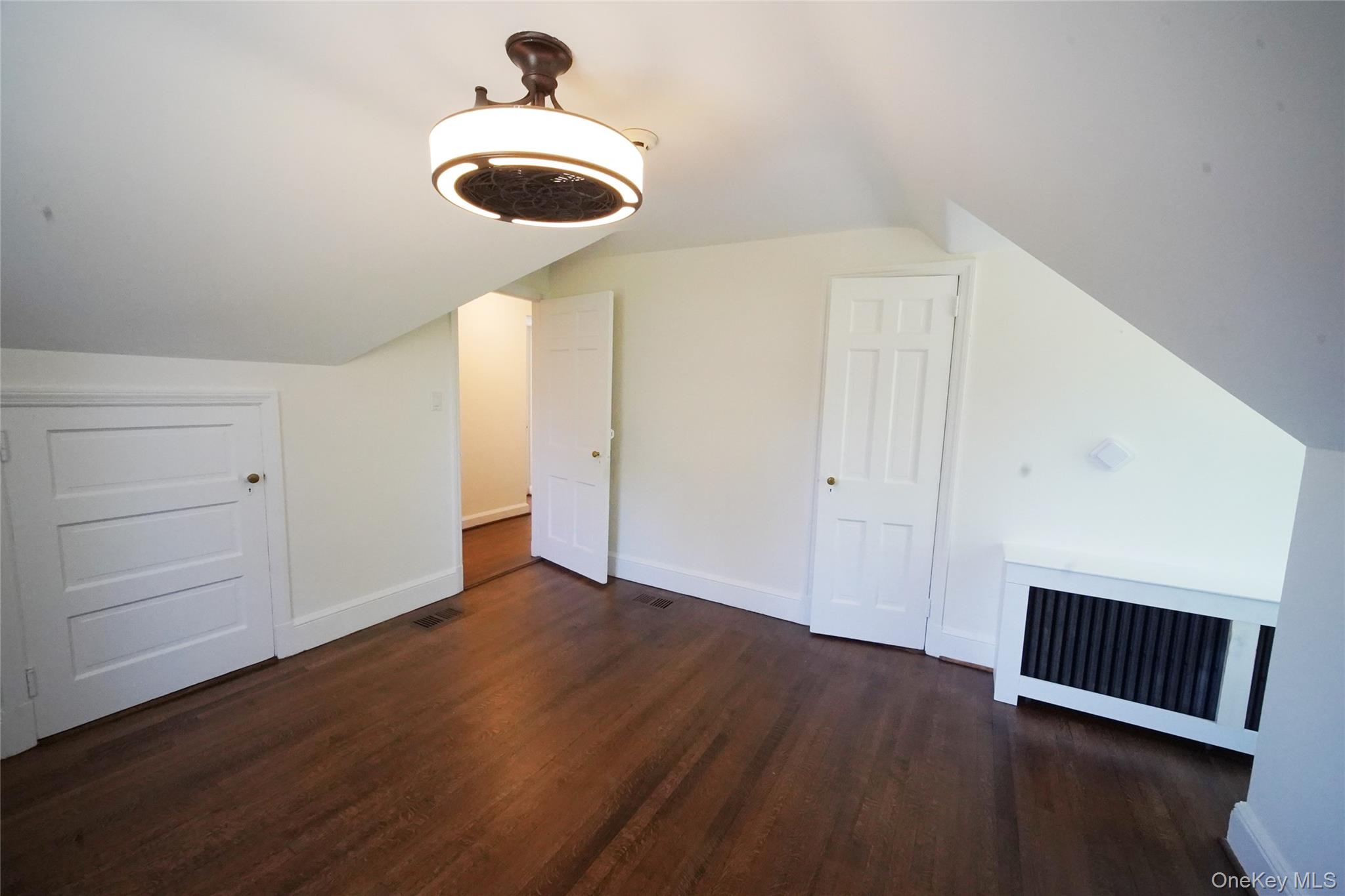 416 Ridgeway Property Photo 4