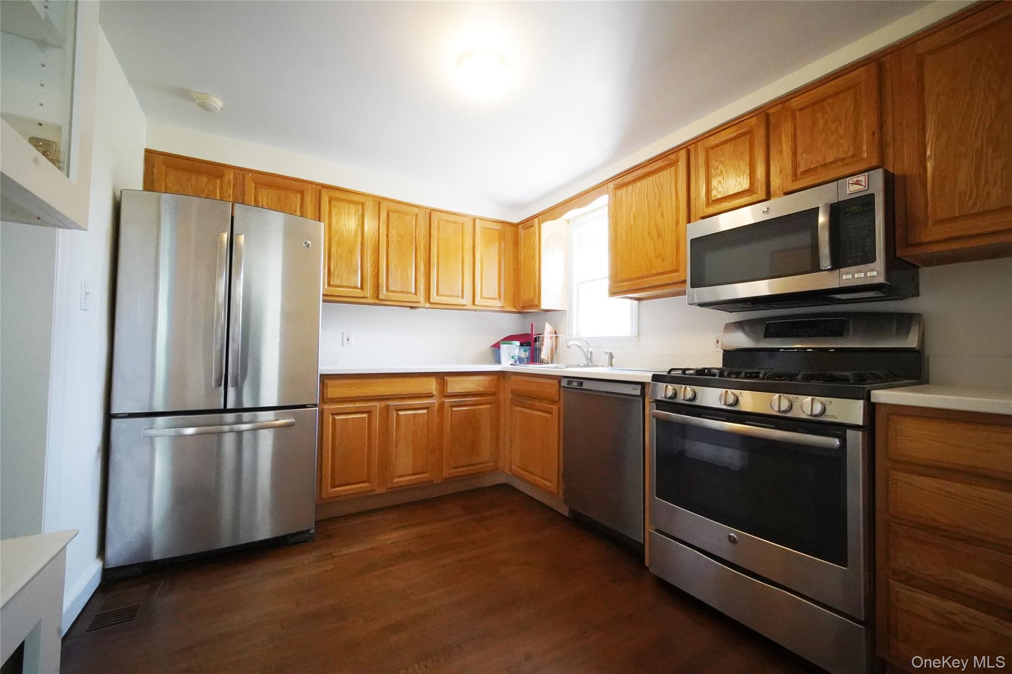 416 Ridgeway Property Photo 13