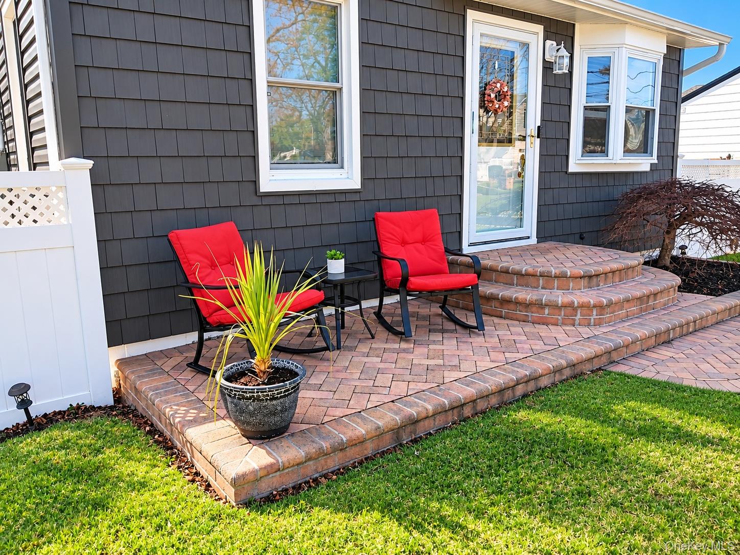 1467 4th Street Property Photo 4