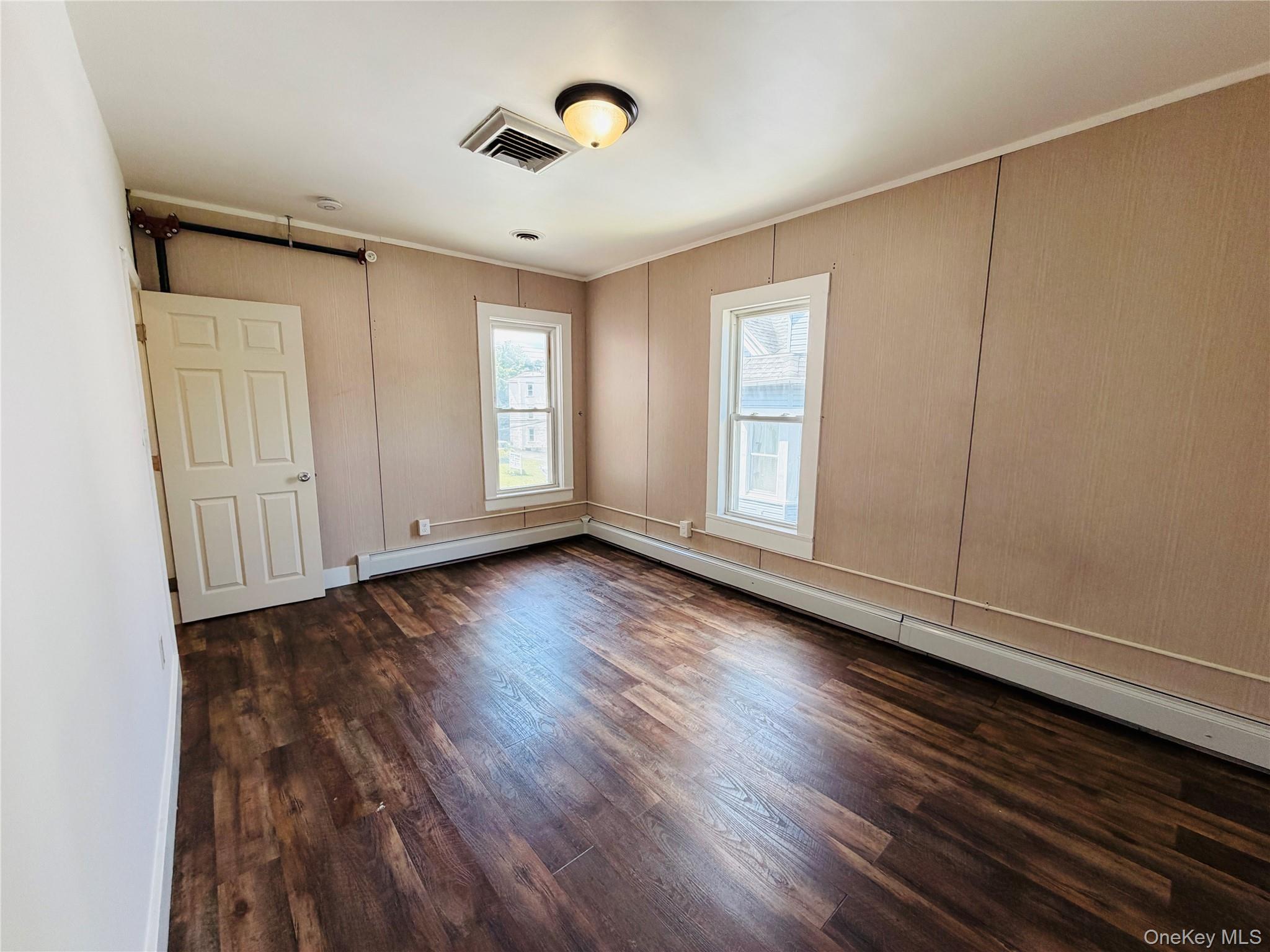 125 Wickham Avenue 3b Property Photo 4