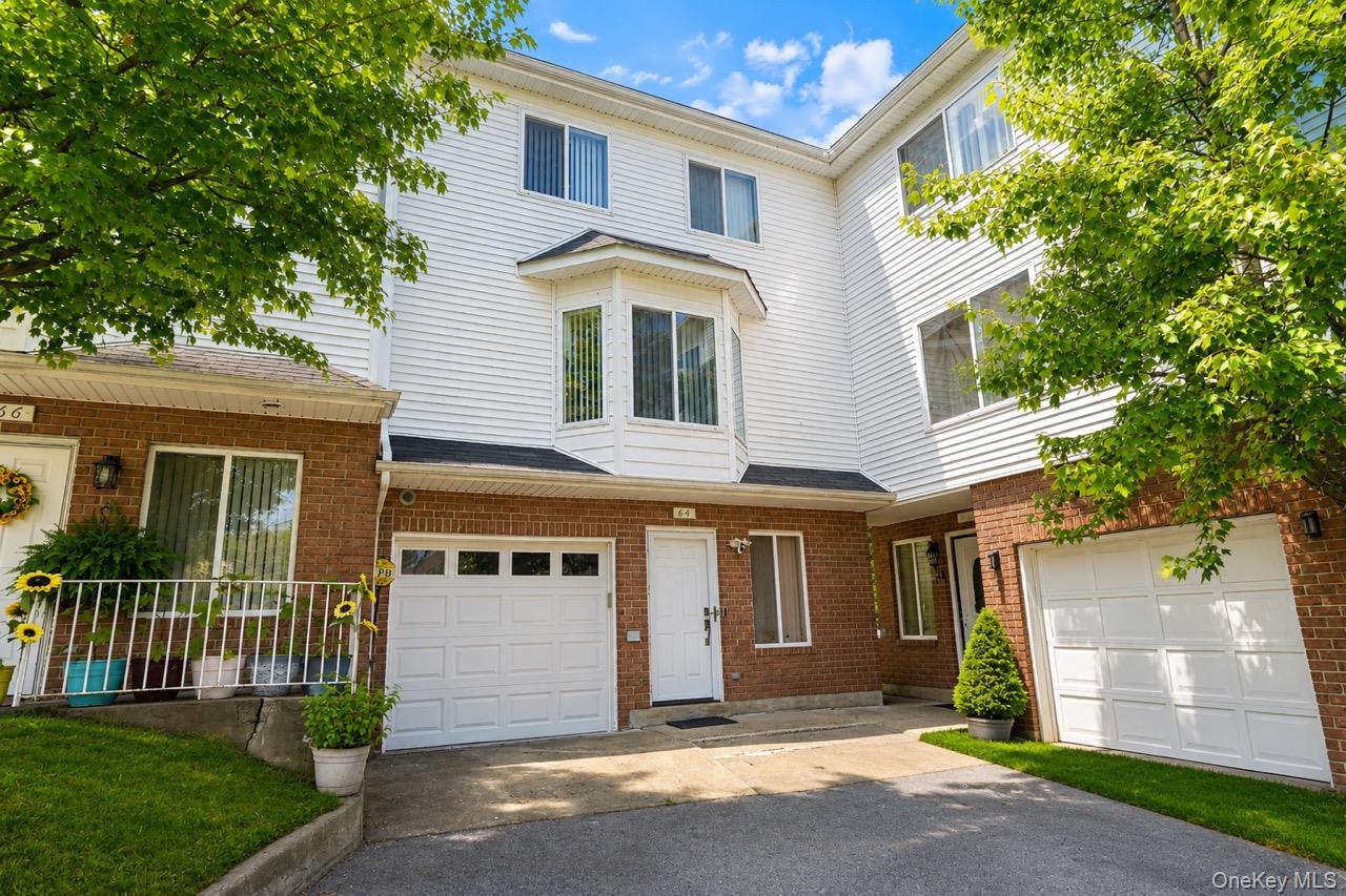64 Amanda Court Property Photo 3