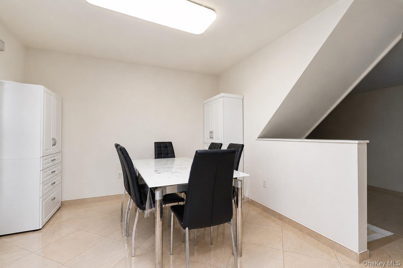 64 Amanda Court Property Photo 19