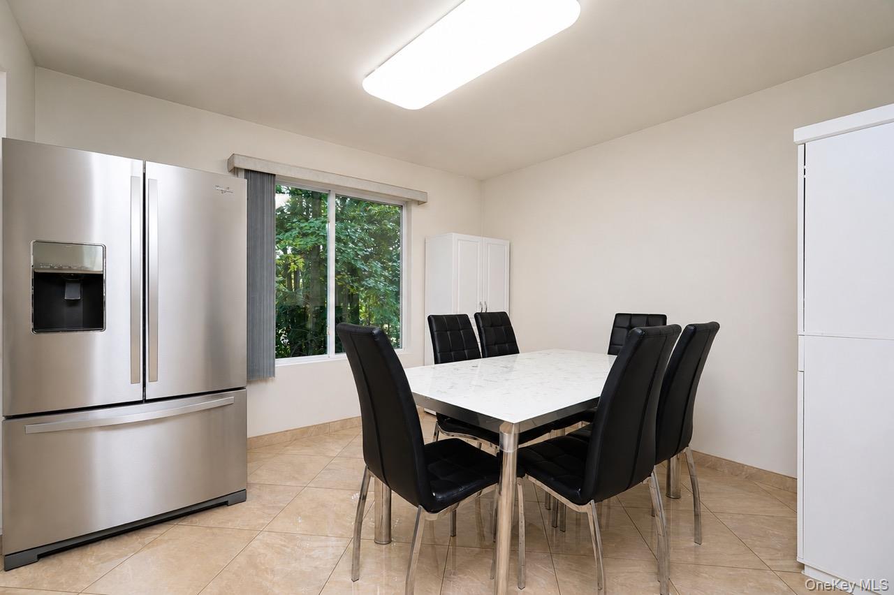 64 Amanda Court Property Photo 21