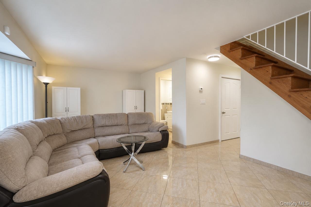 64 Amanda Court Property Photo 24