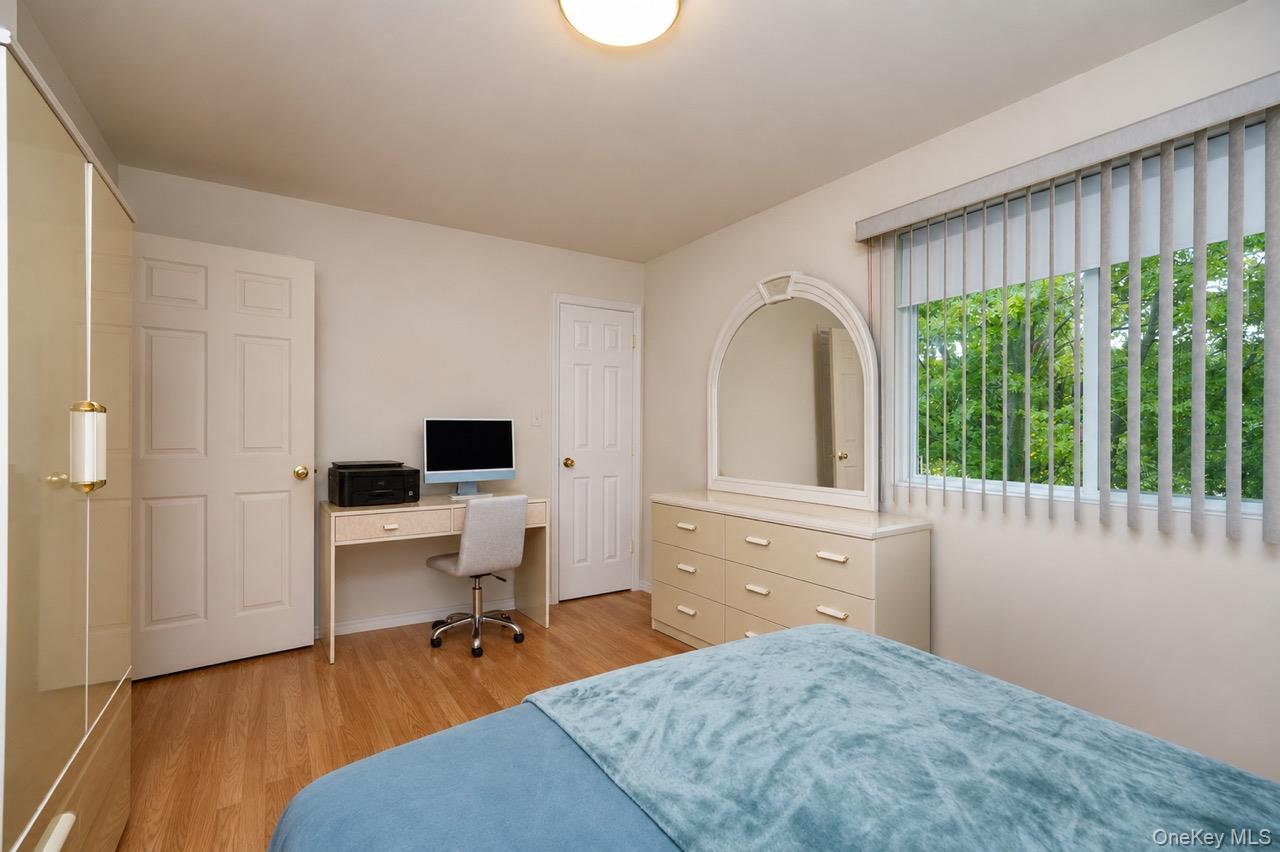 64 Amanda Court Property Photo 33
