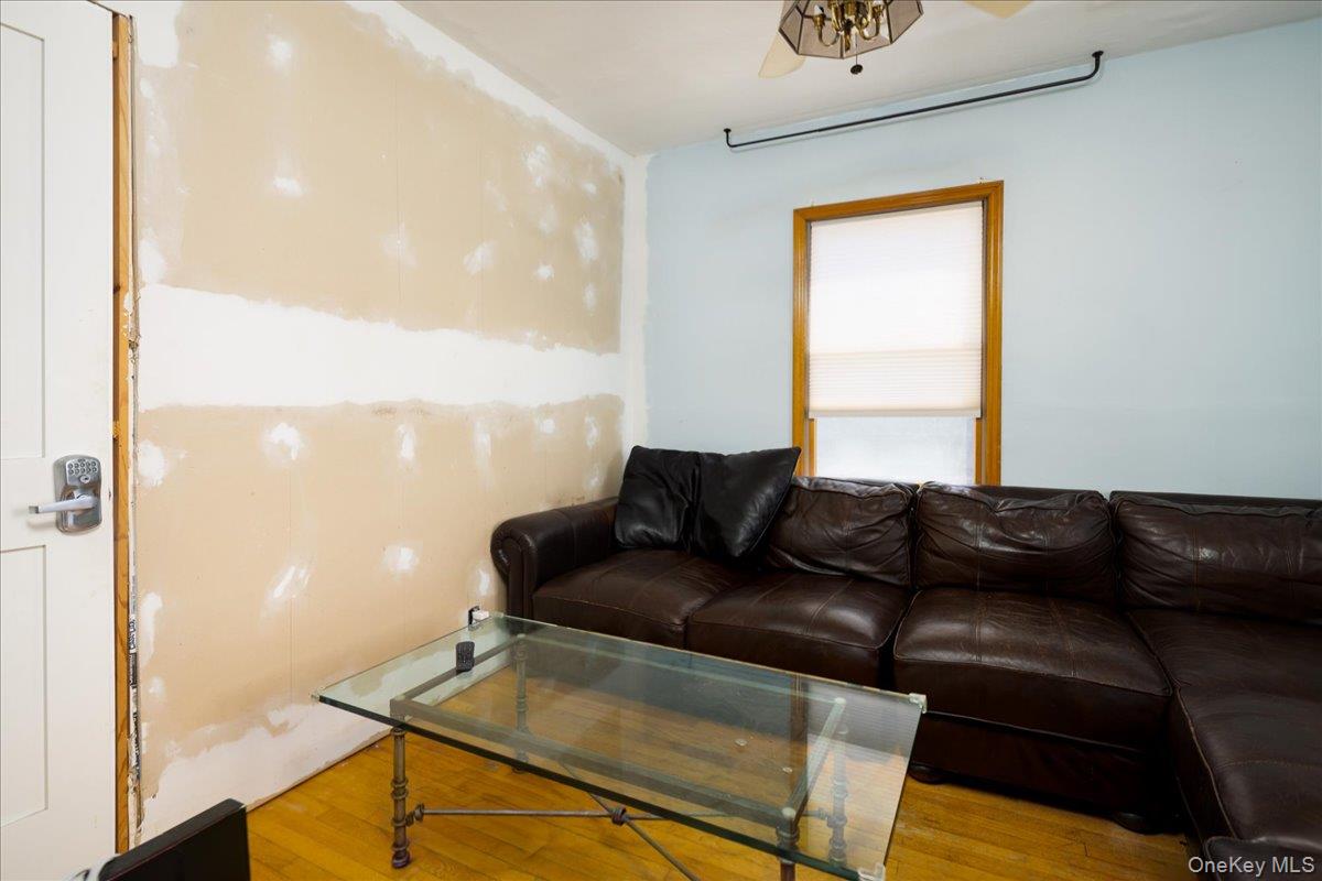 1036 California Place Property Photo 14