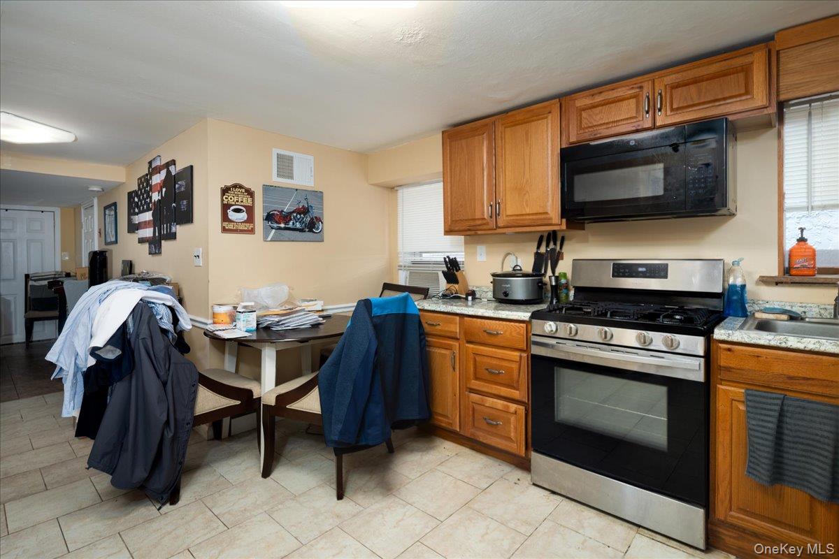 1036 California Place Property Photo 27