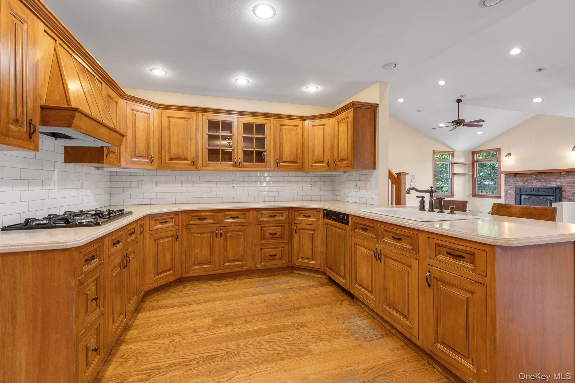 40 Frankel Road Property Photo 8