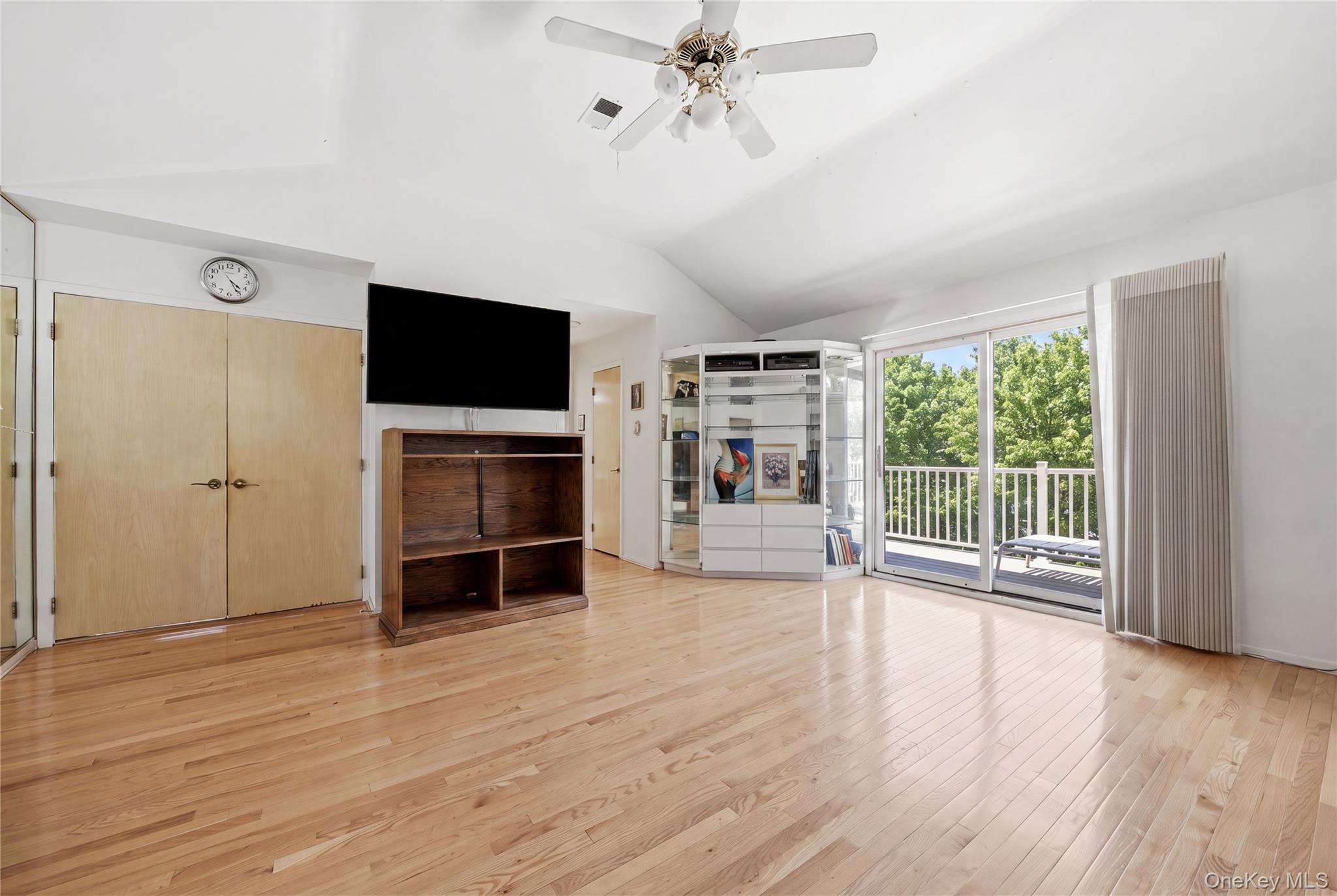 1233 Beech Street 54 Property Photo 14