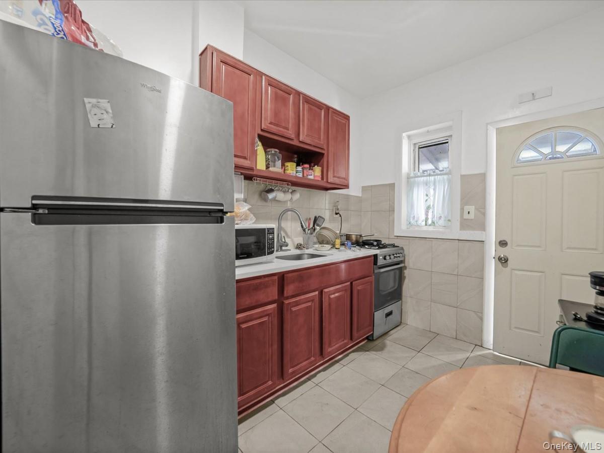 452 Lincoln Avenue Hse Property Photo 12