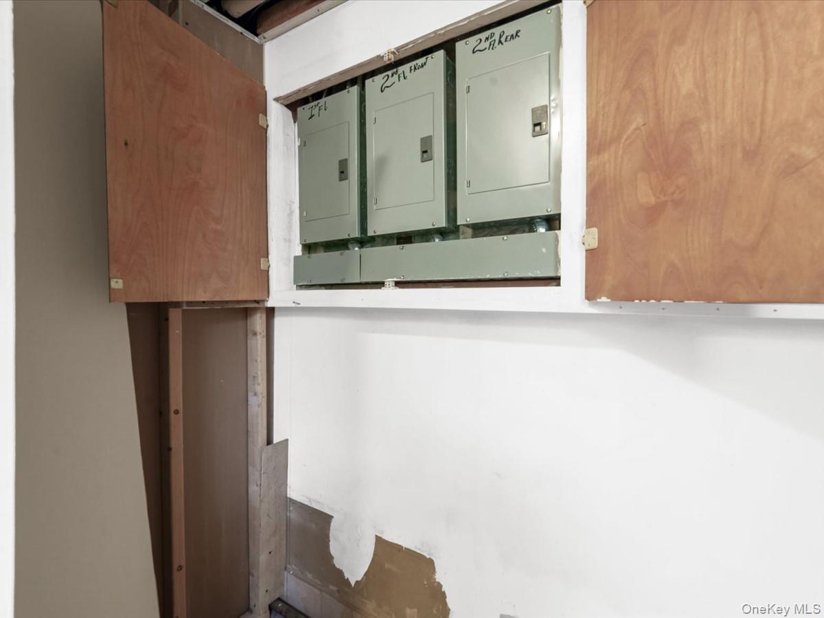 452 Lincoln Avenue Hse Property Photo 21