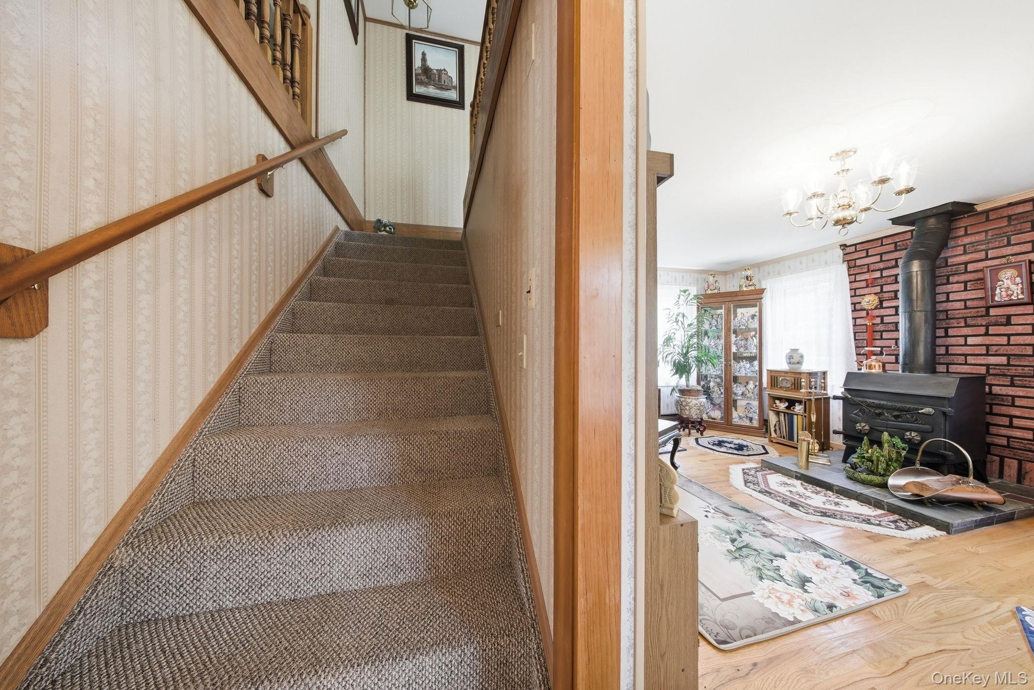 10 Hoffman Road Property Photo 13