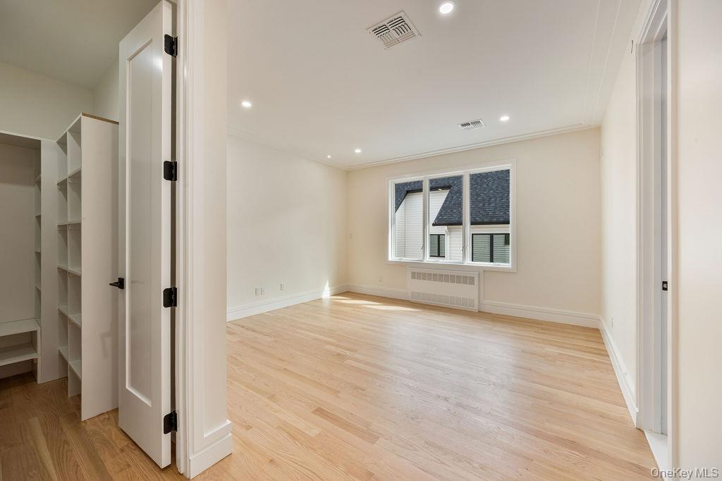 20 Singer Avenue 201 Property Photo 22