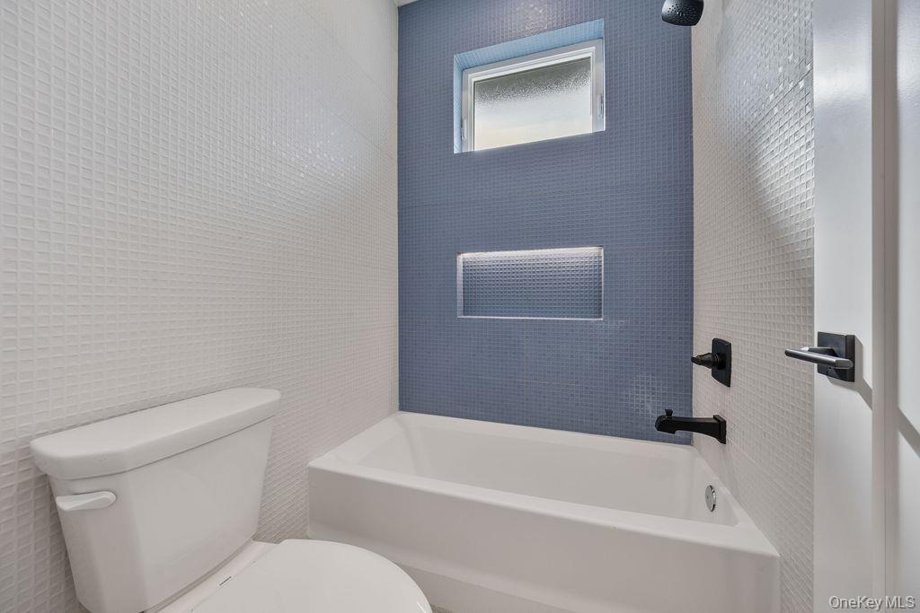20 Singer Avenue 201 Property Photo 36