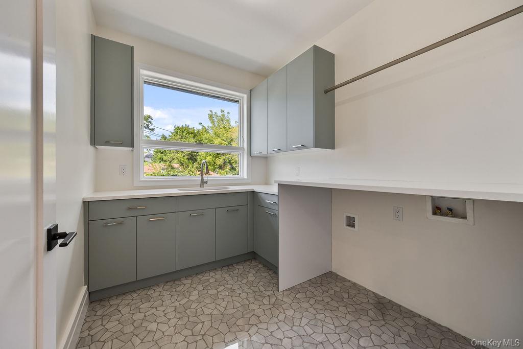 20 Singer Avenue 201 Property Photo 37