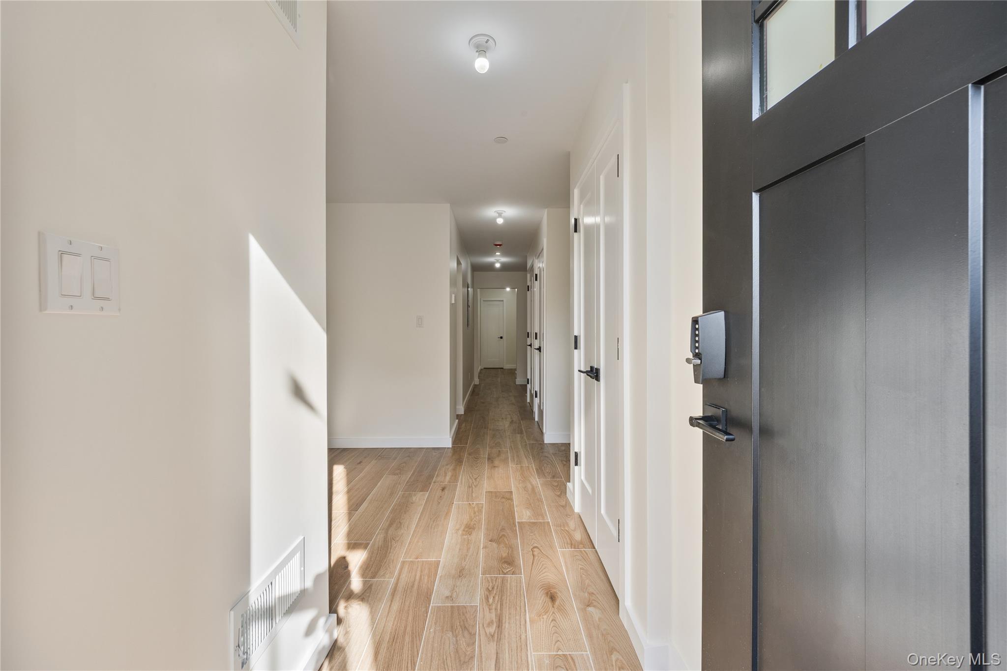 20 Singer Avenue 201 Property Photo 41