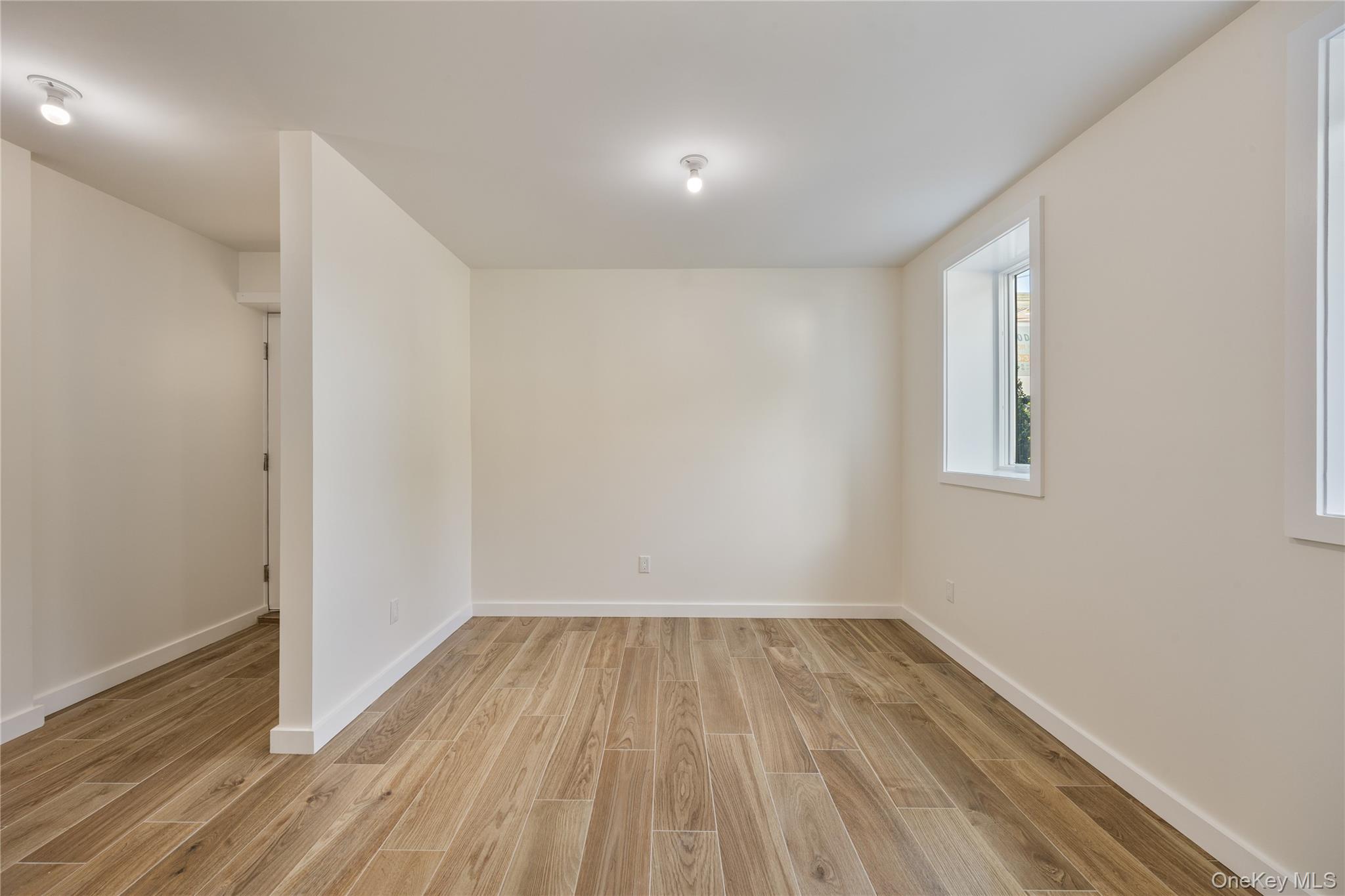 20 Singer Avenue 201 Property Photo 43