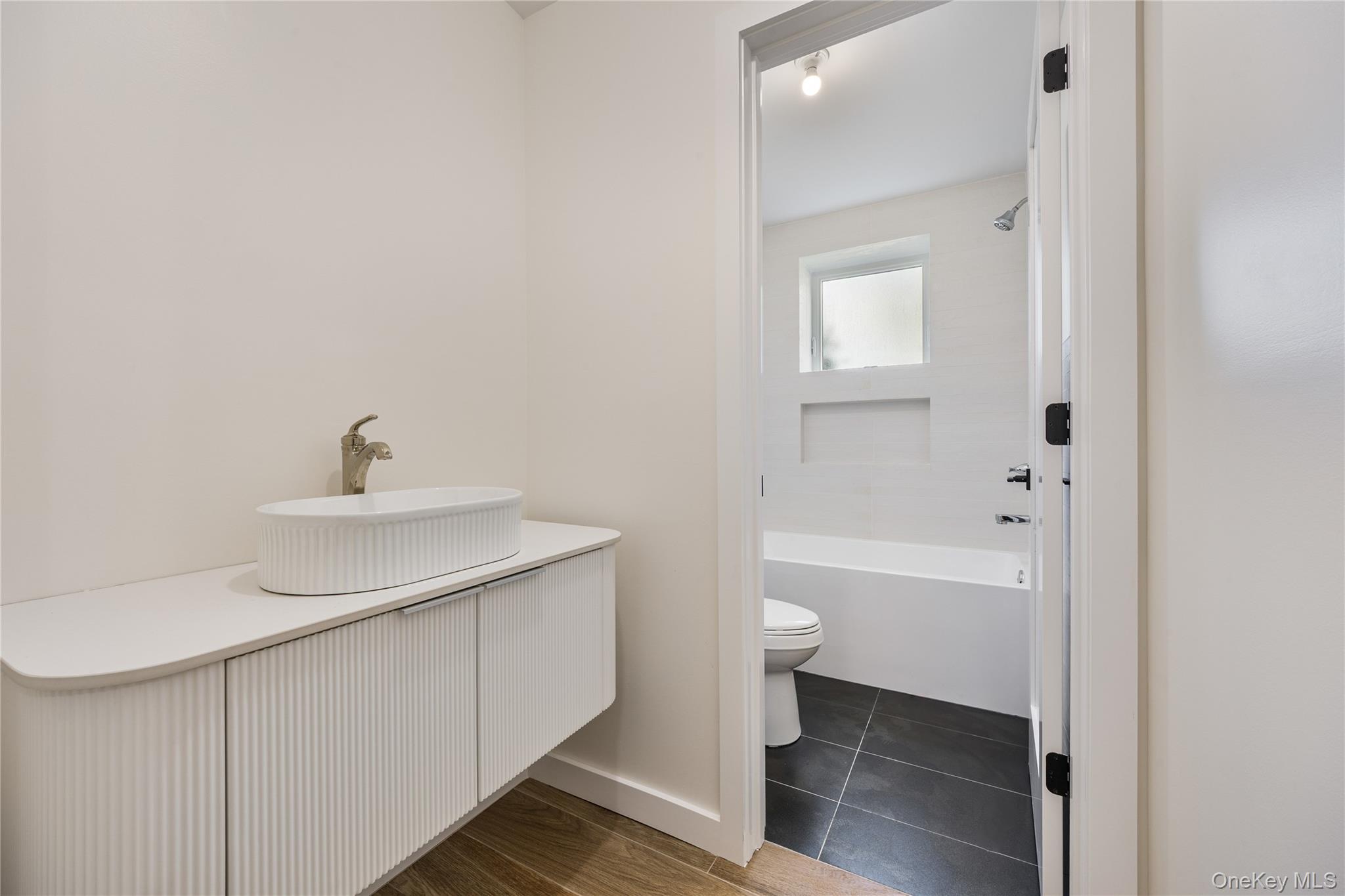 20 Singer Avenue 201 Property Photo 48