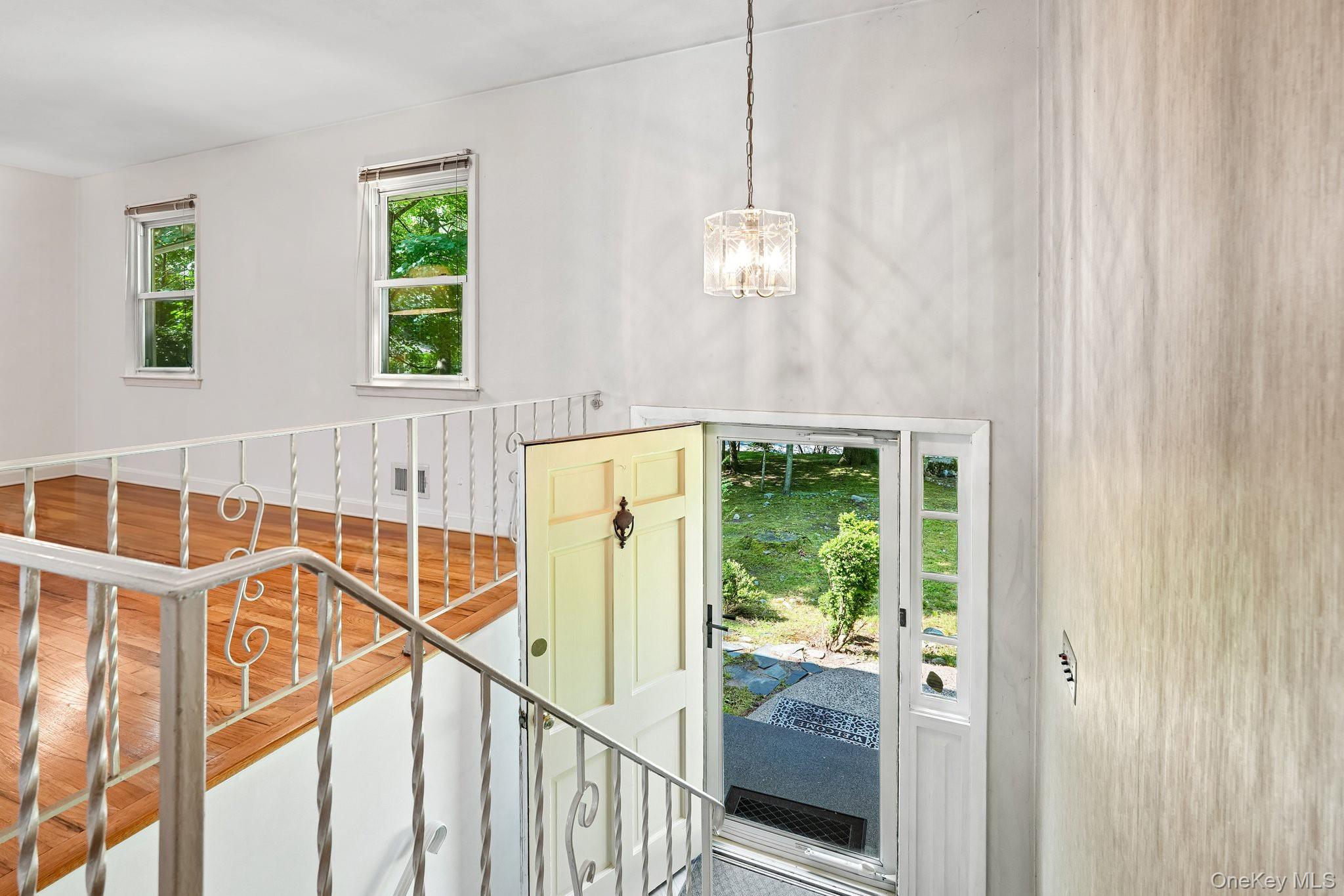 2 Cobblestone Road Property Photo 2