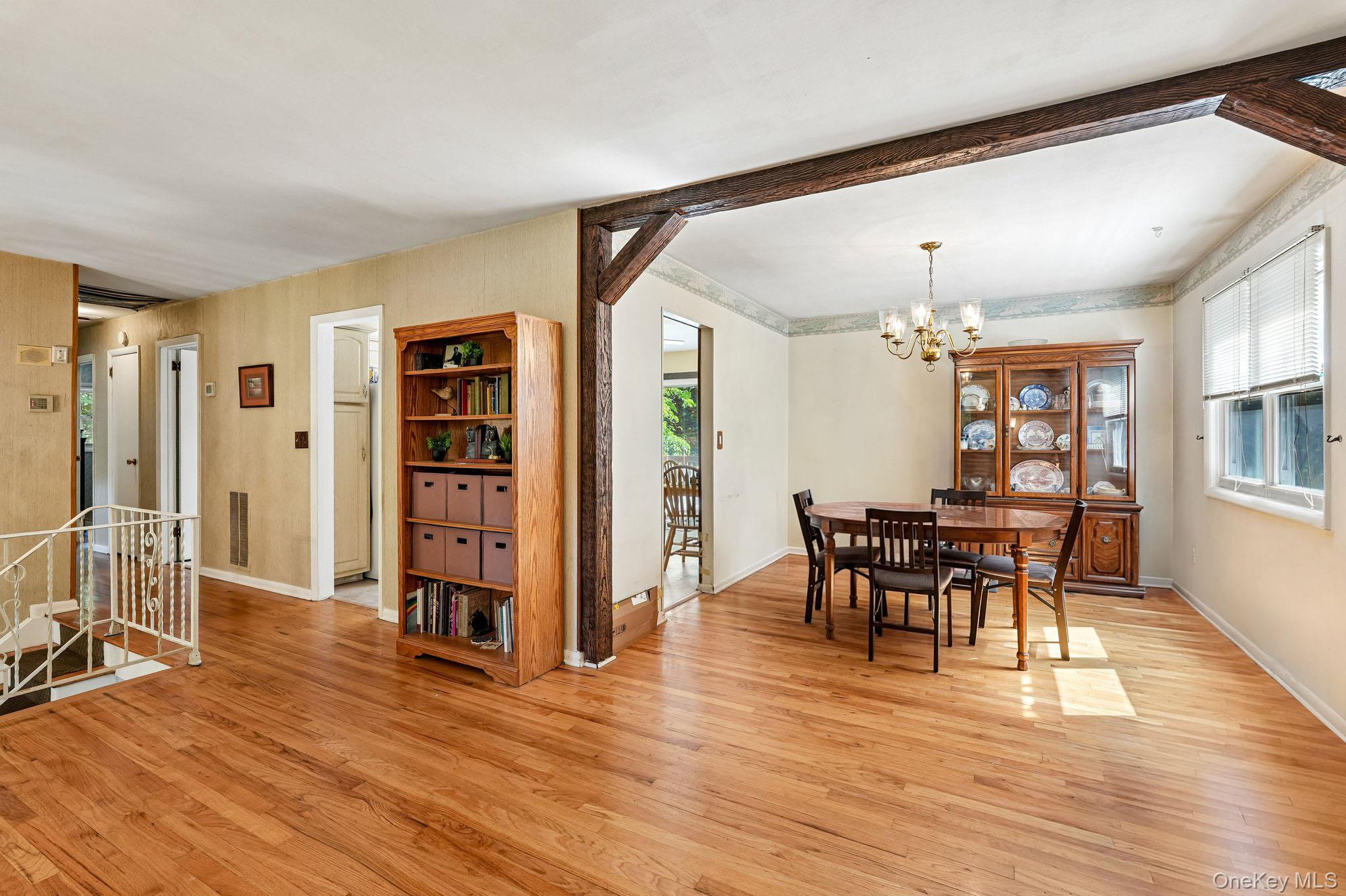 2 Cobblestone Road Property Photo 9