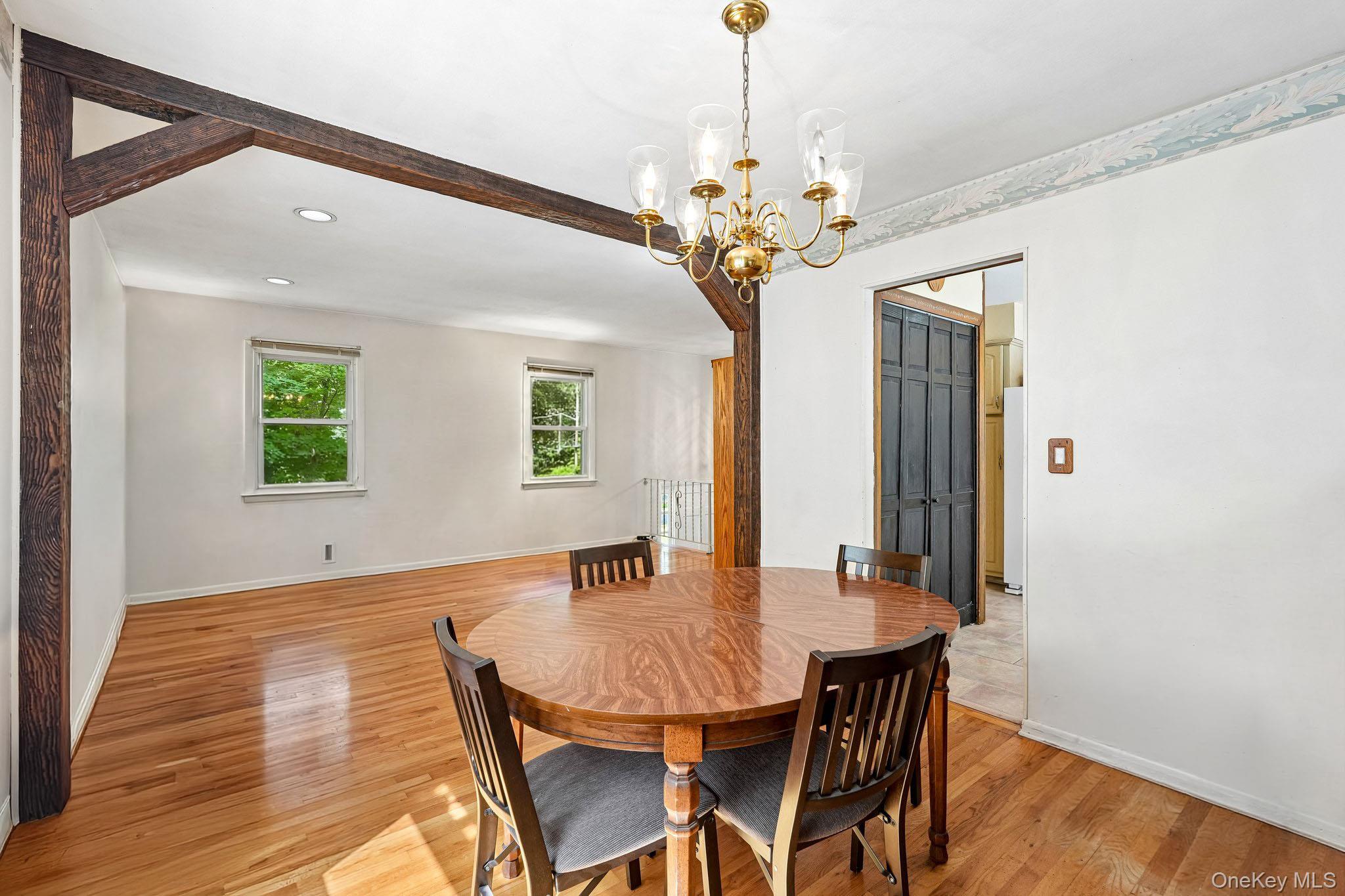 2 Cobblestone Road Property Photo 11