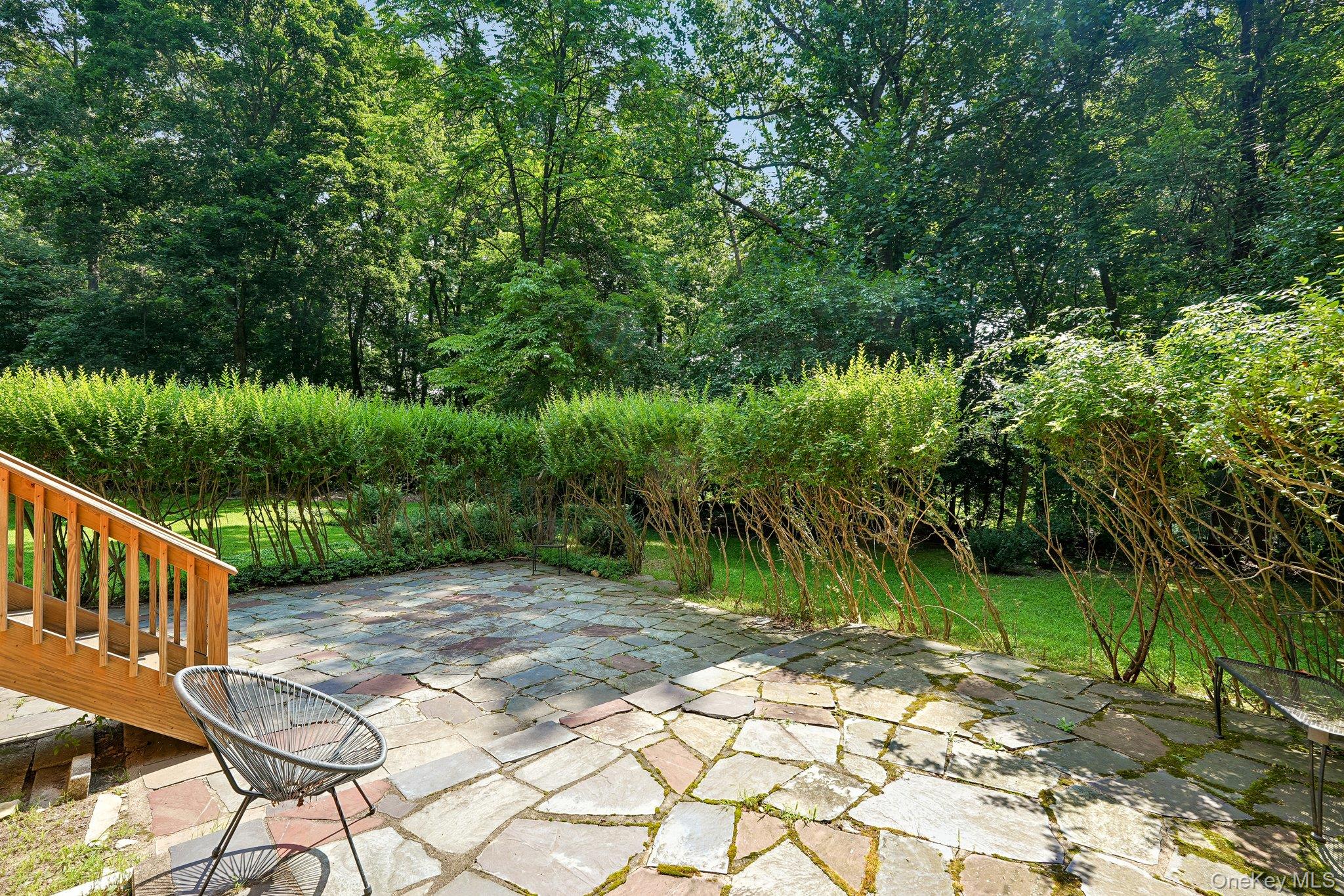 2 Cobblestone Road Property Photo 35