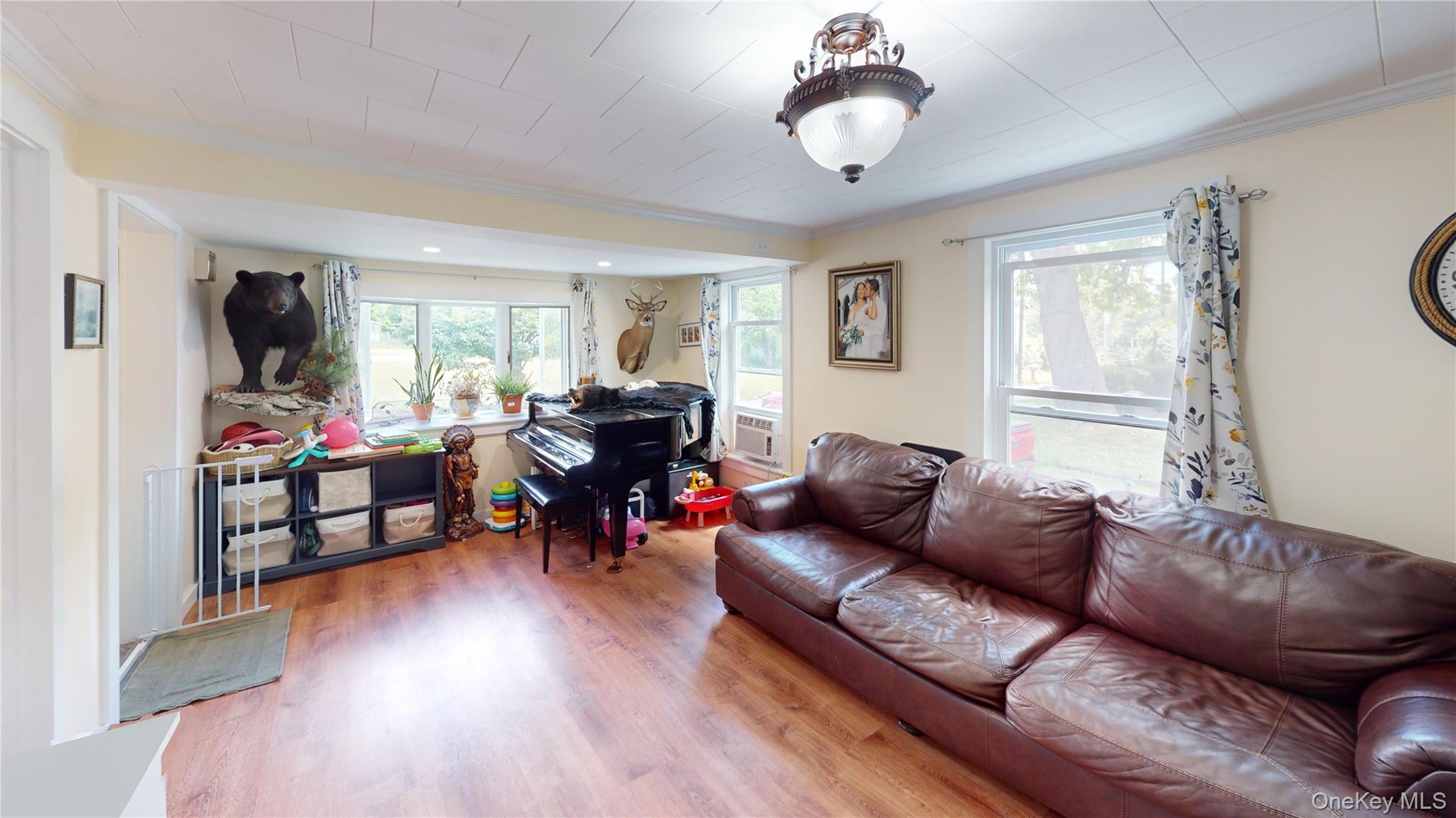 33 Academy Avenue Property Photo 16
