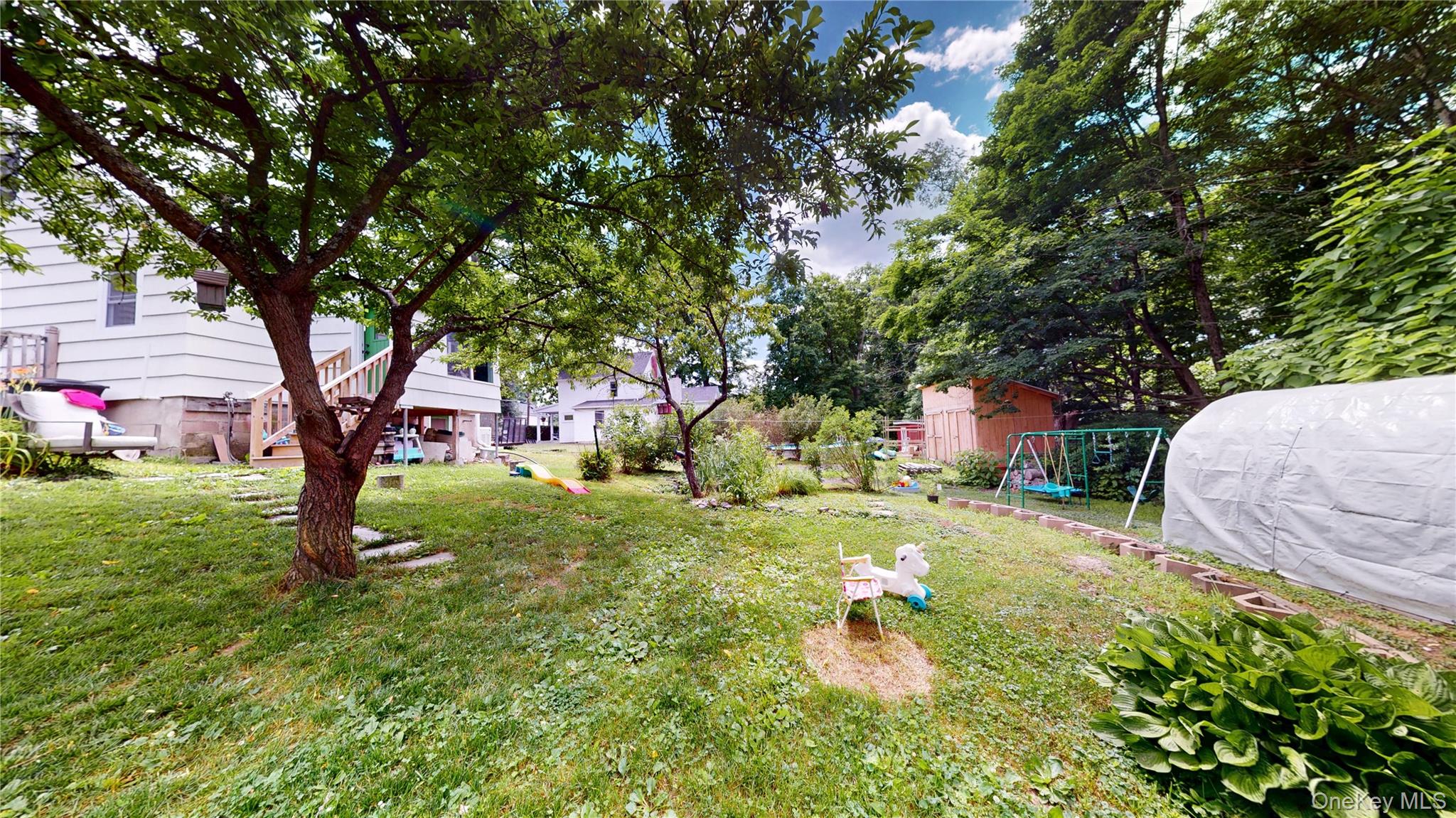 33 Academy Avenue Property Photo 34