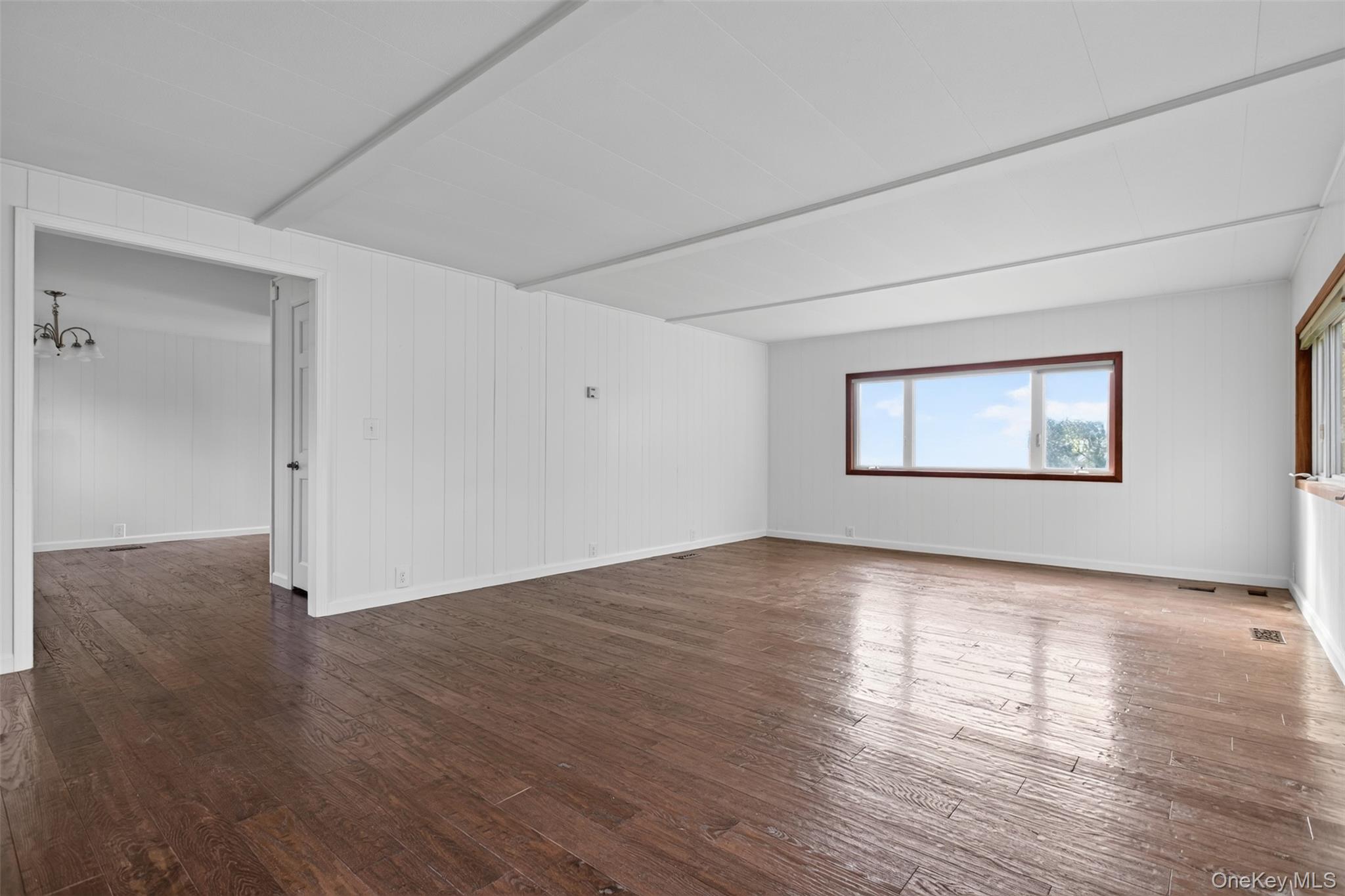 61838 State Highway 10 Hobart Property Photo 7