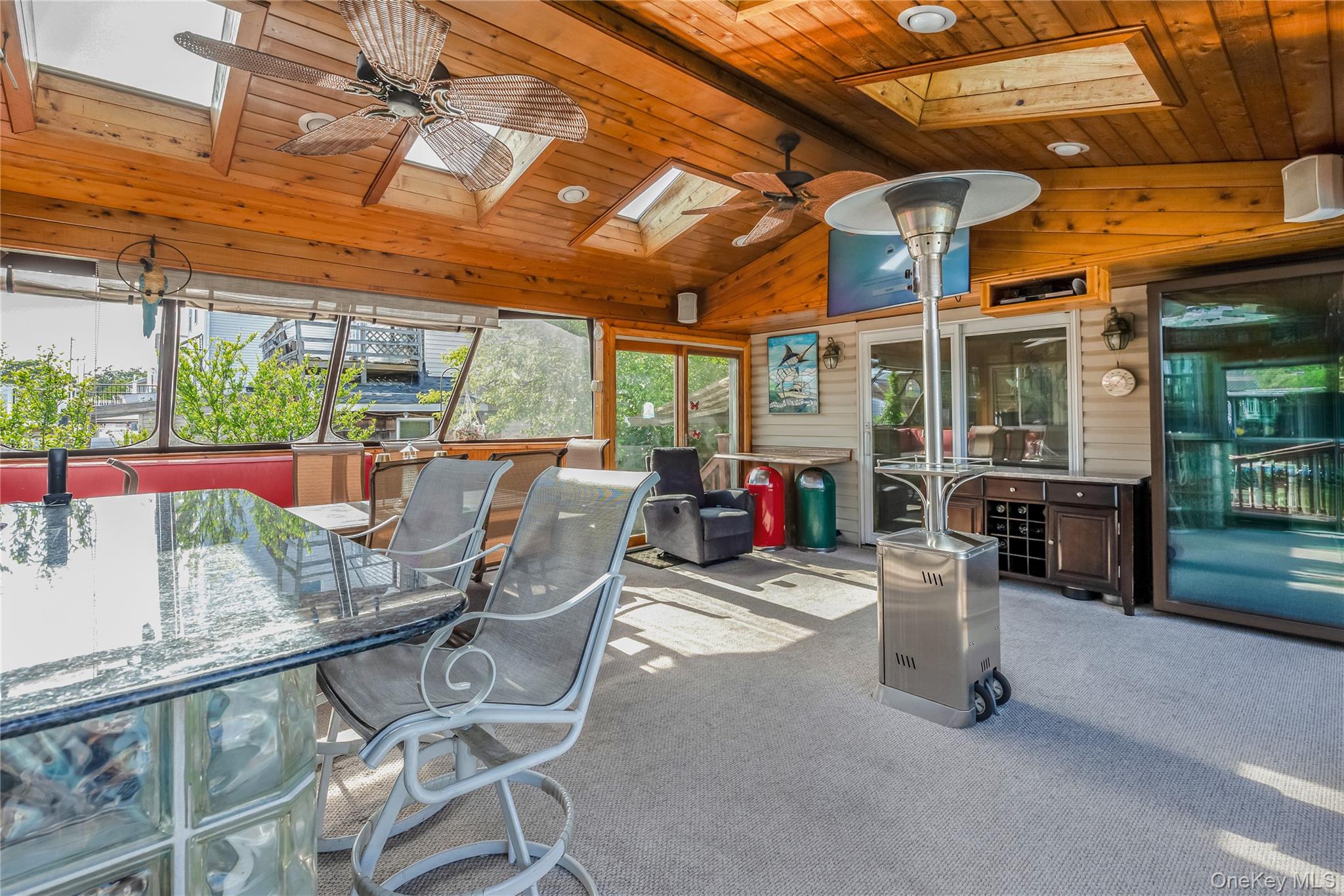 664 Arthur Street Property Photo 25