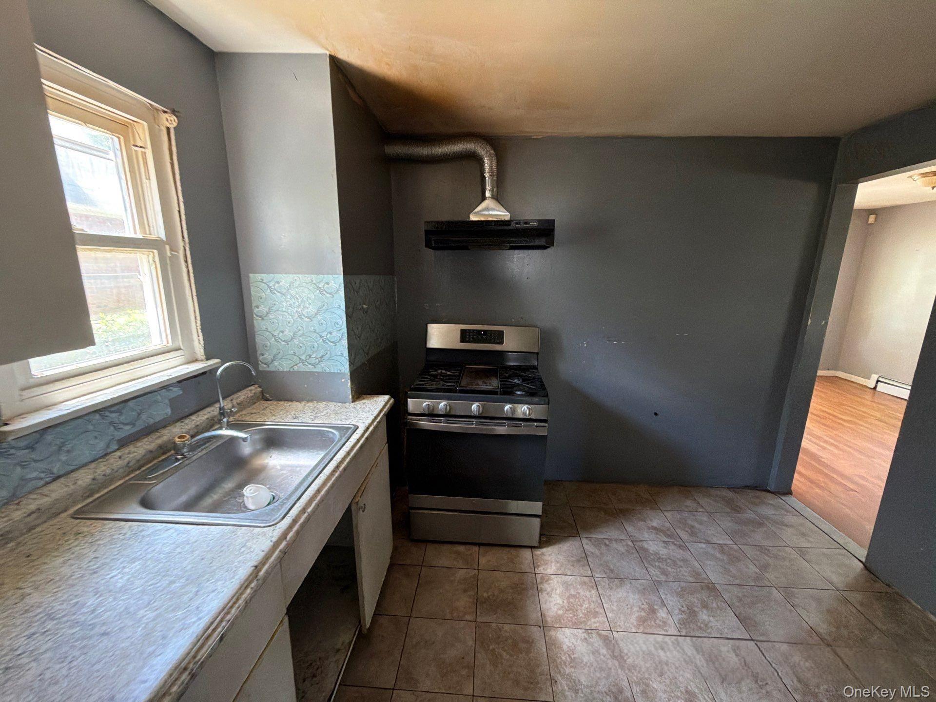 30 Pierson Avenue Property Photo 4