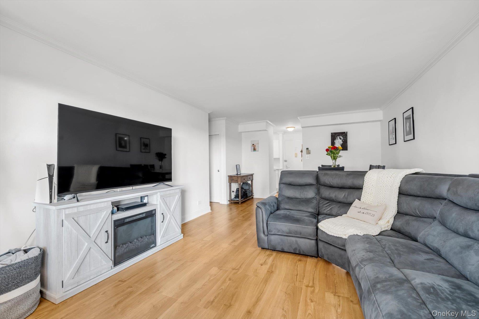 1805 215th Street 5c Property Photo 7