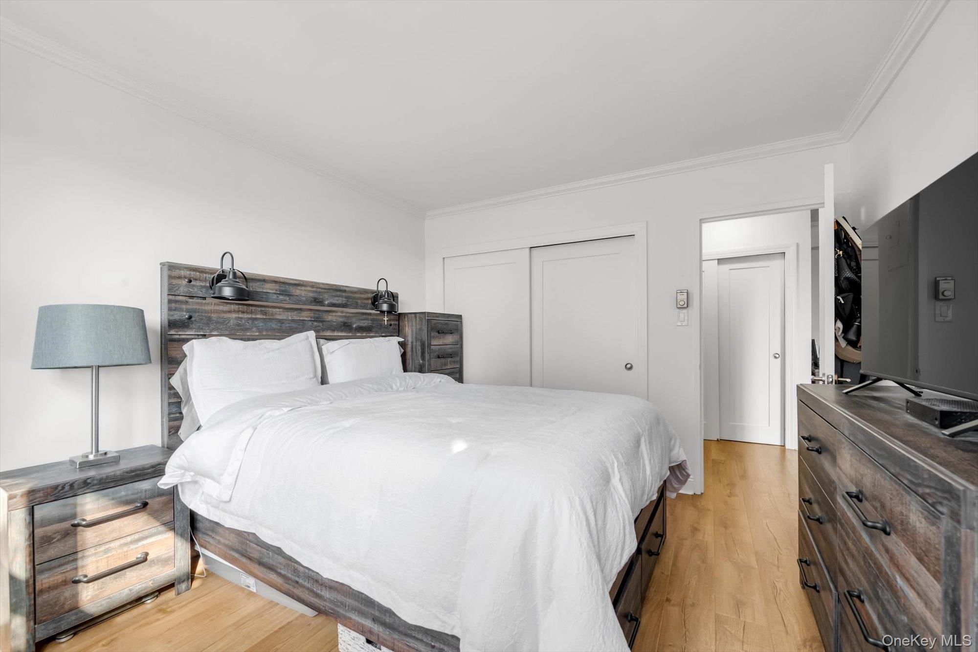 1805 215th Street 5c Property Photo 9