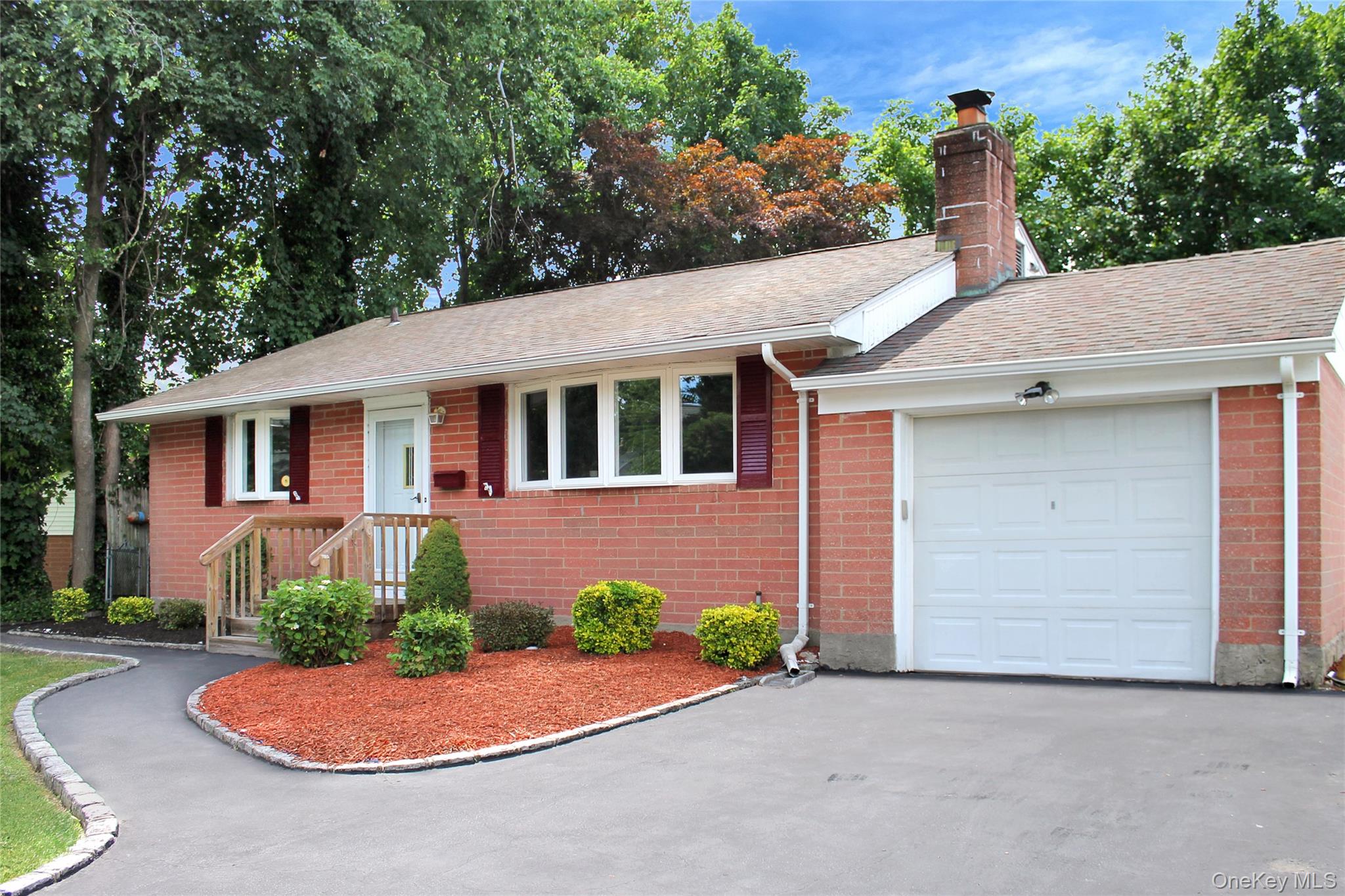 6 Lancaster Place Property Photo 2
