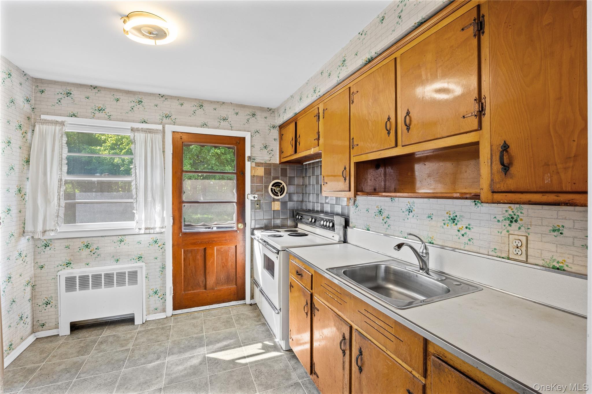 21 Morris Road Property Photo 8
