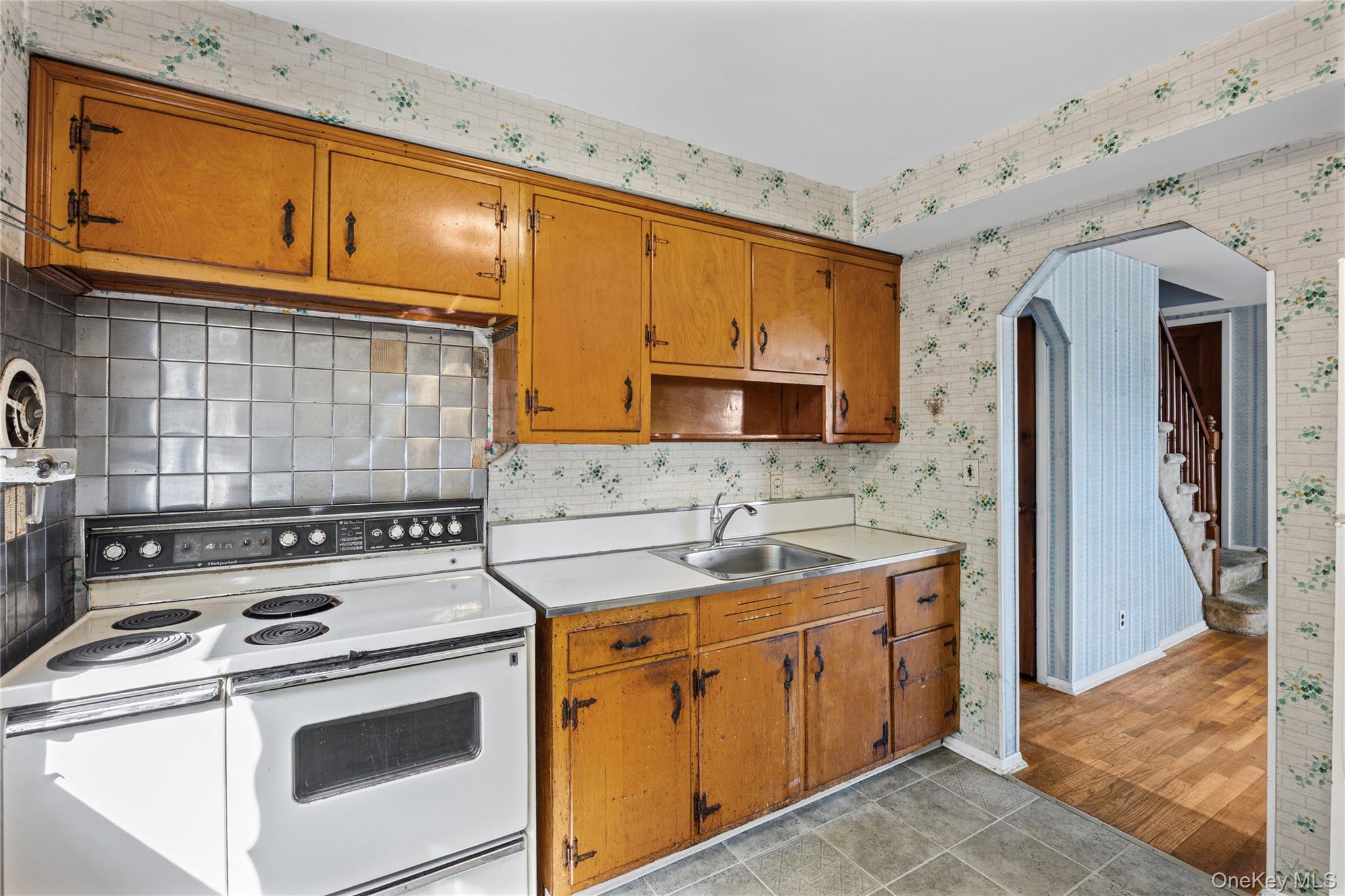 21 Morris Road Property Photo 10