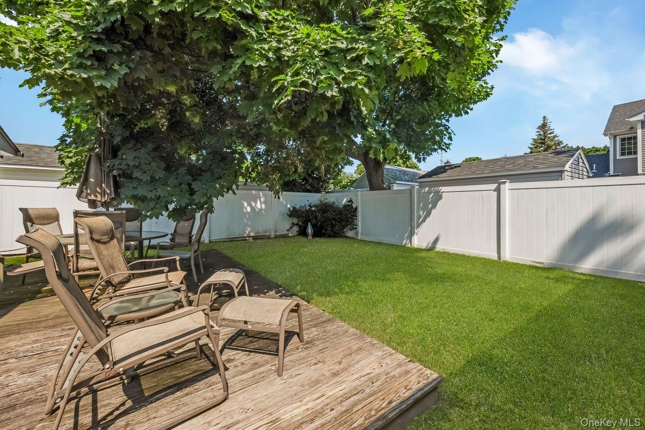 6 Island Street Property Photo 25