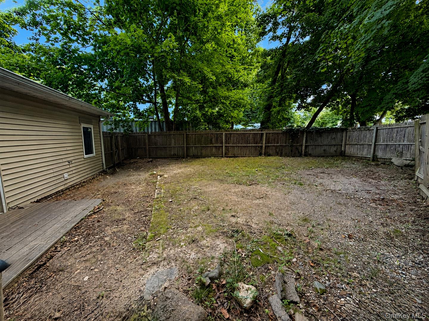 93 Lynbrook Drive Property Photo 18