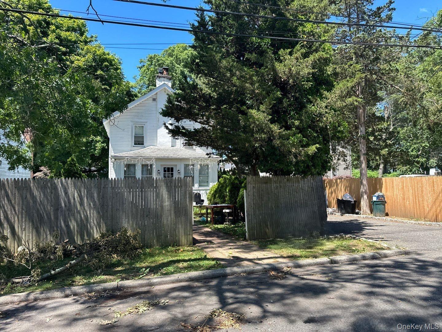55 9th Avenue Property Photo 1