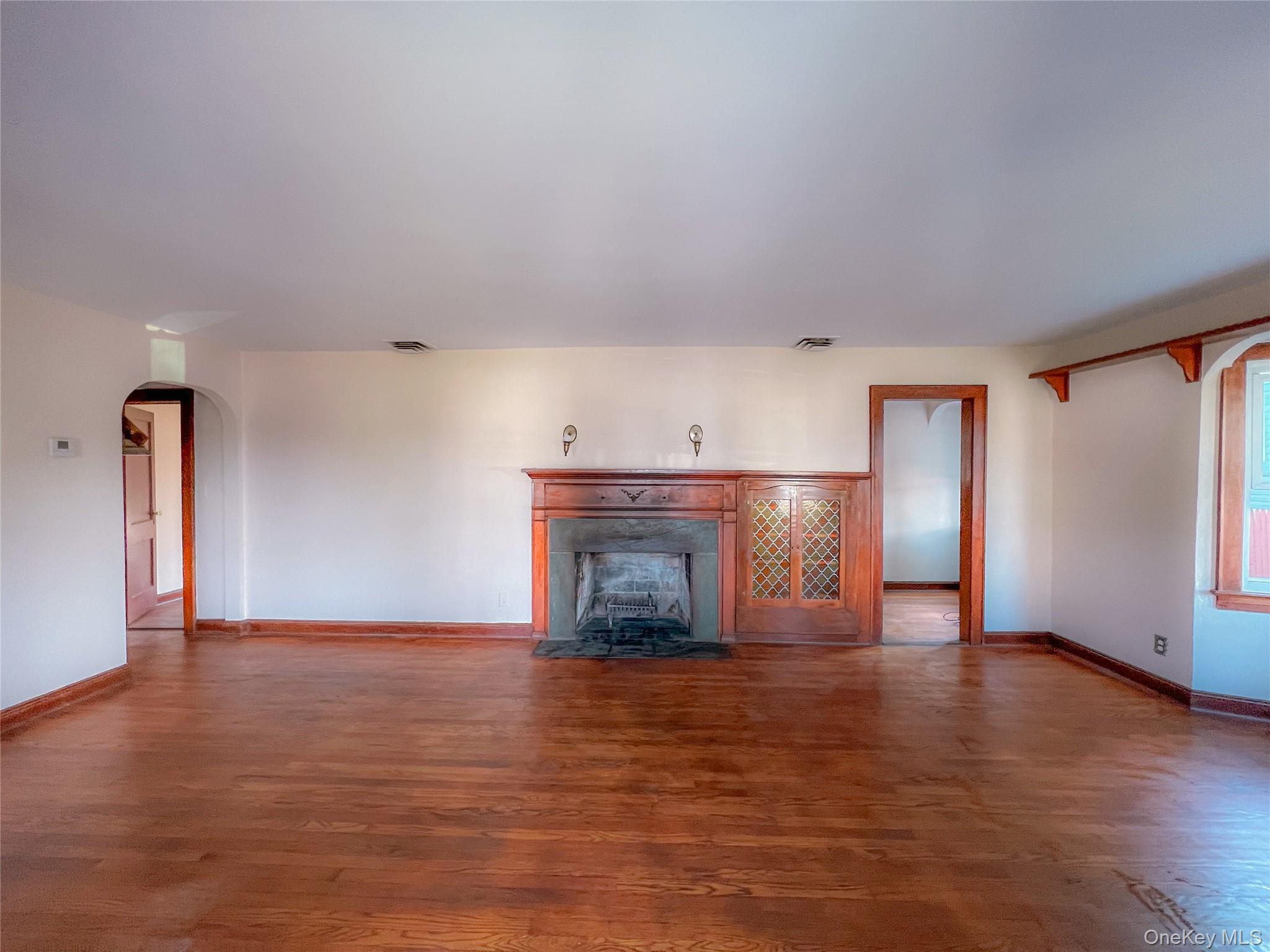 109 L Street Property Photo 2
