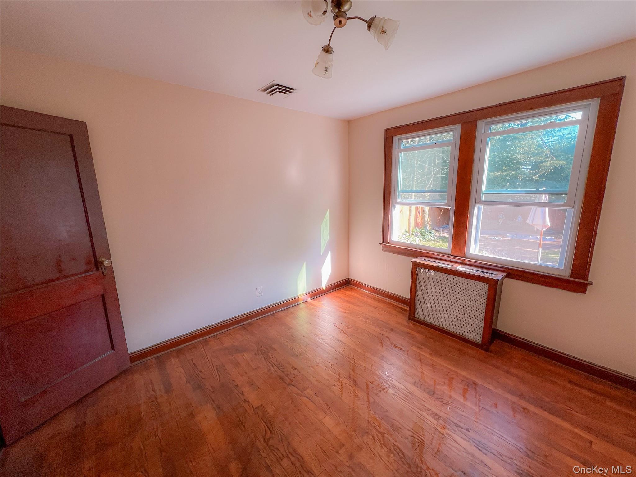 109 L Street Property Photo 7