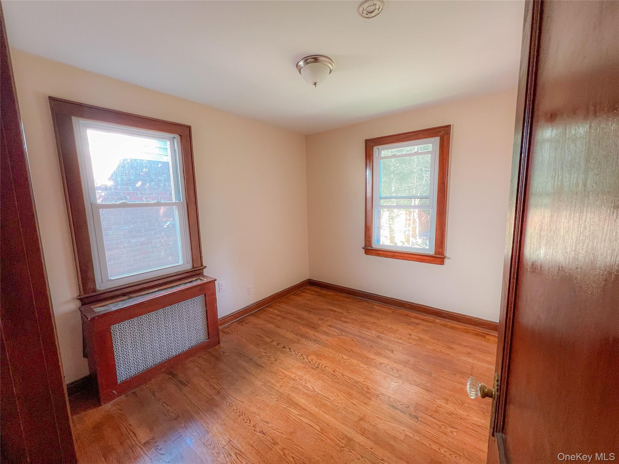 109 L Street Property Photo 9