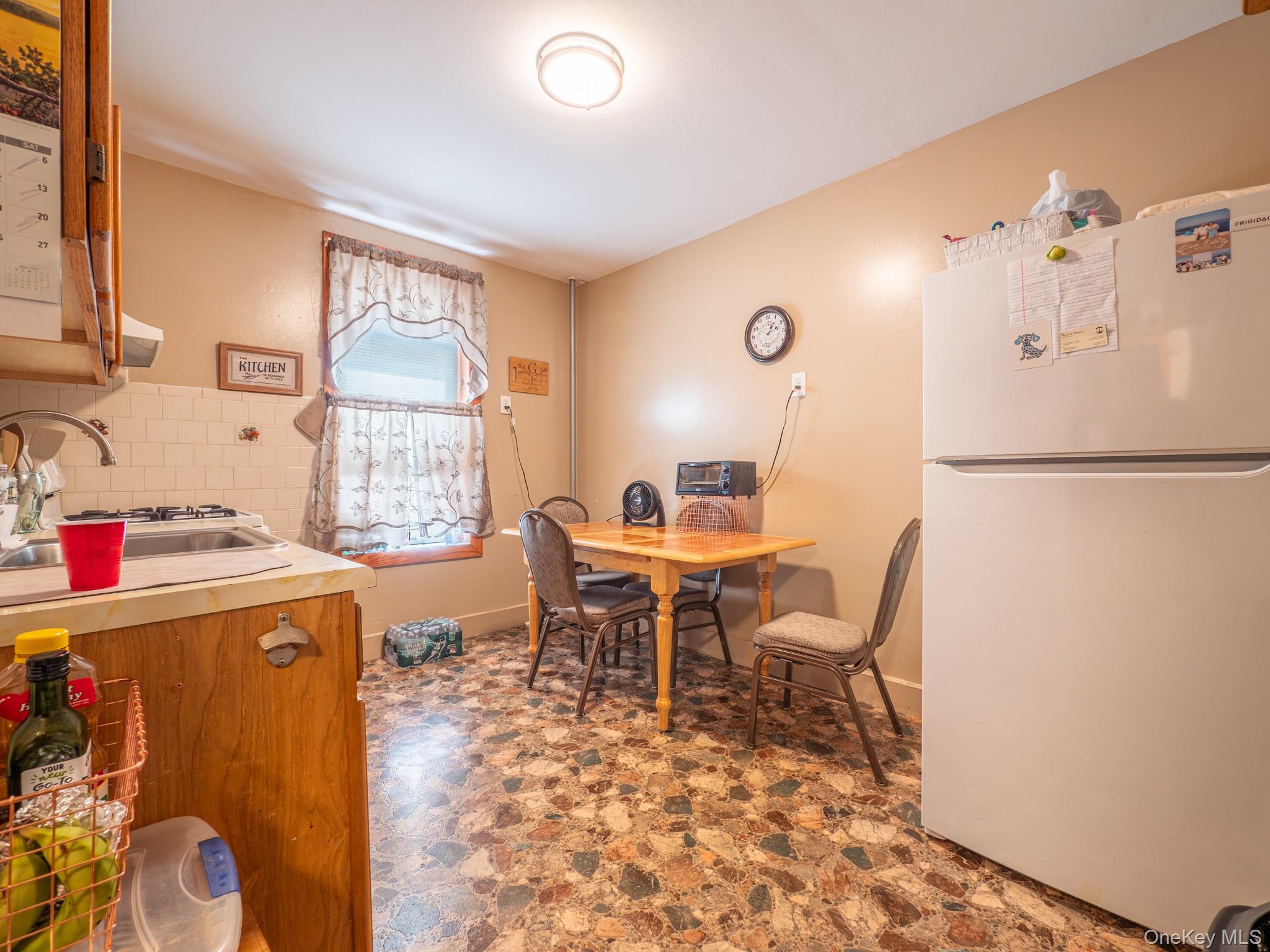 909 Mother Gaston Boulevard Property Photo 18