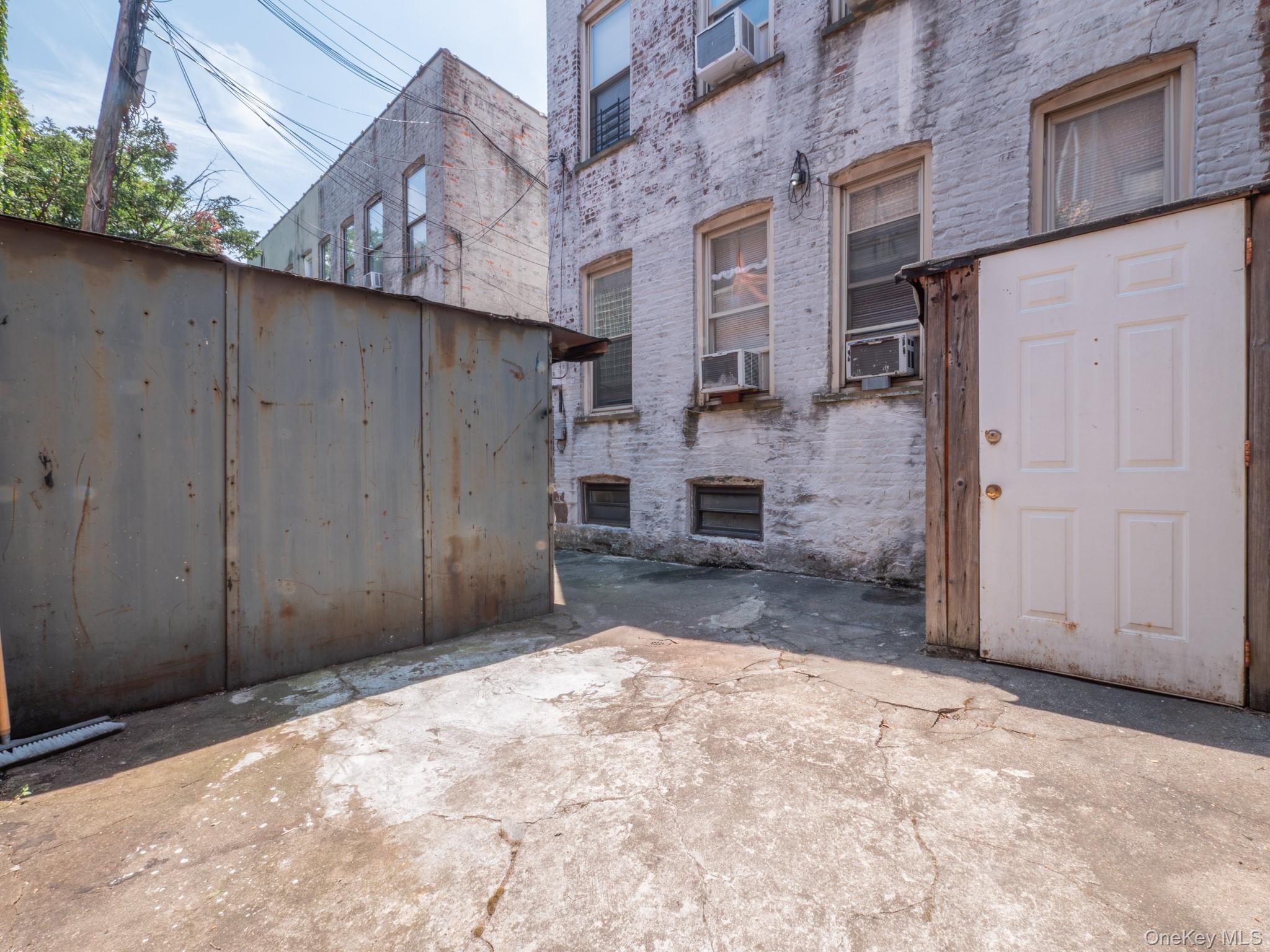 909 Mother Gaston Boulevard Property Photo 47