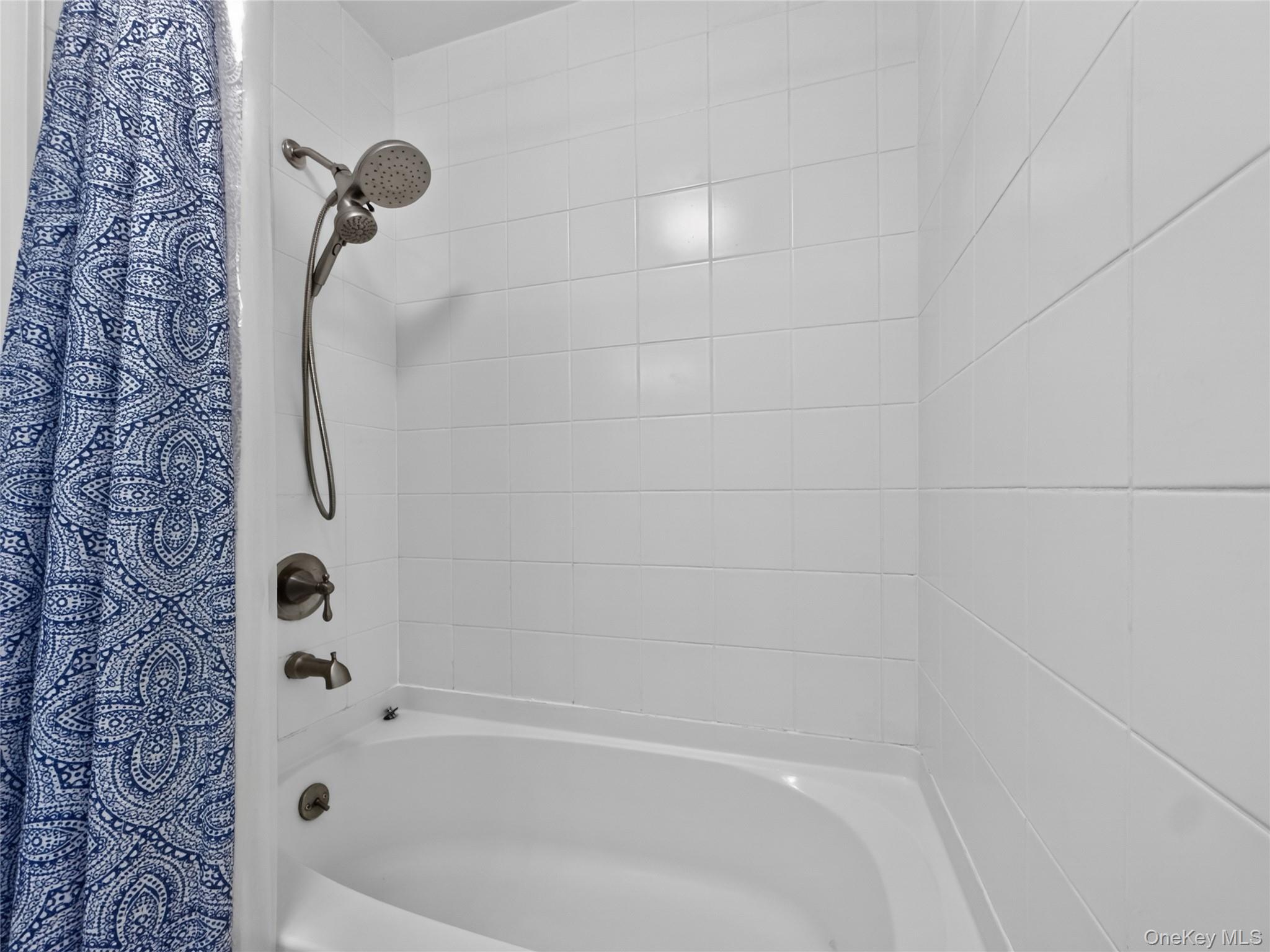 26 Cooper Road 414 Property Photo 22