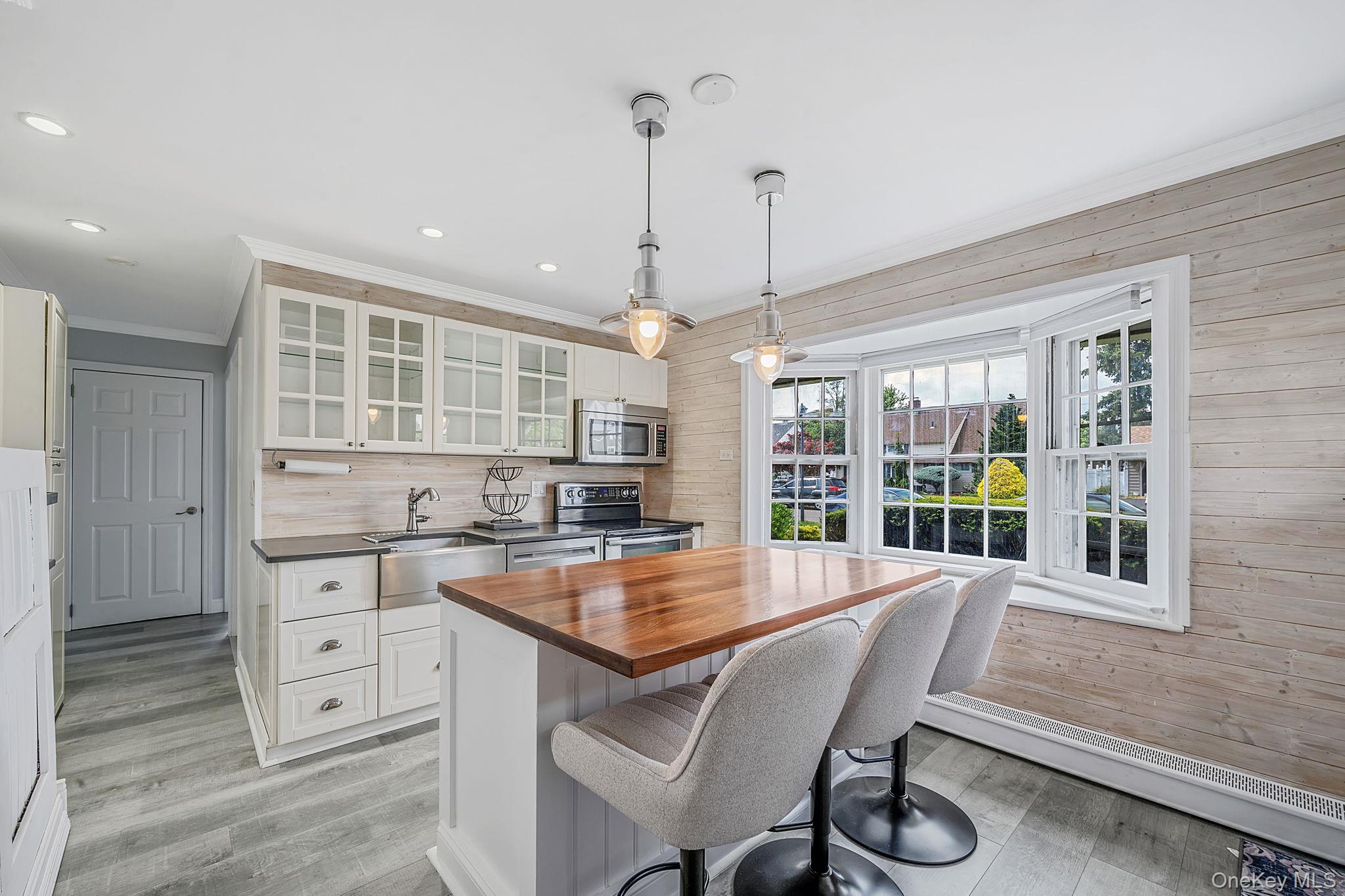 90 Twin Lane Property Photo 3